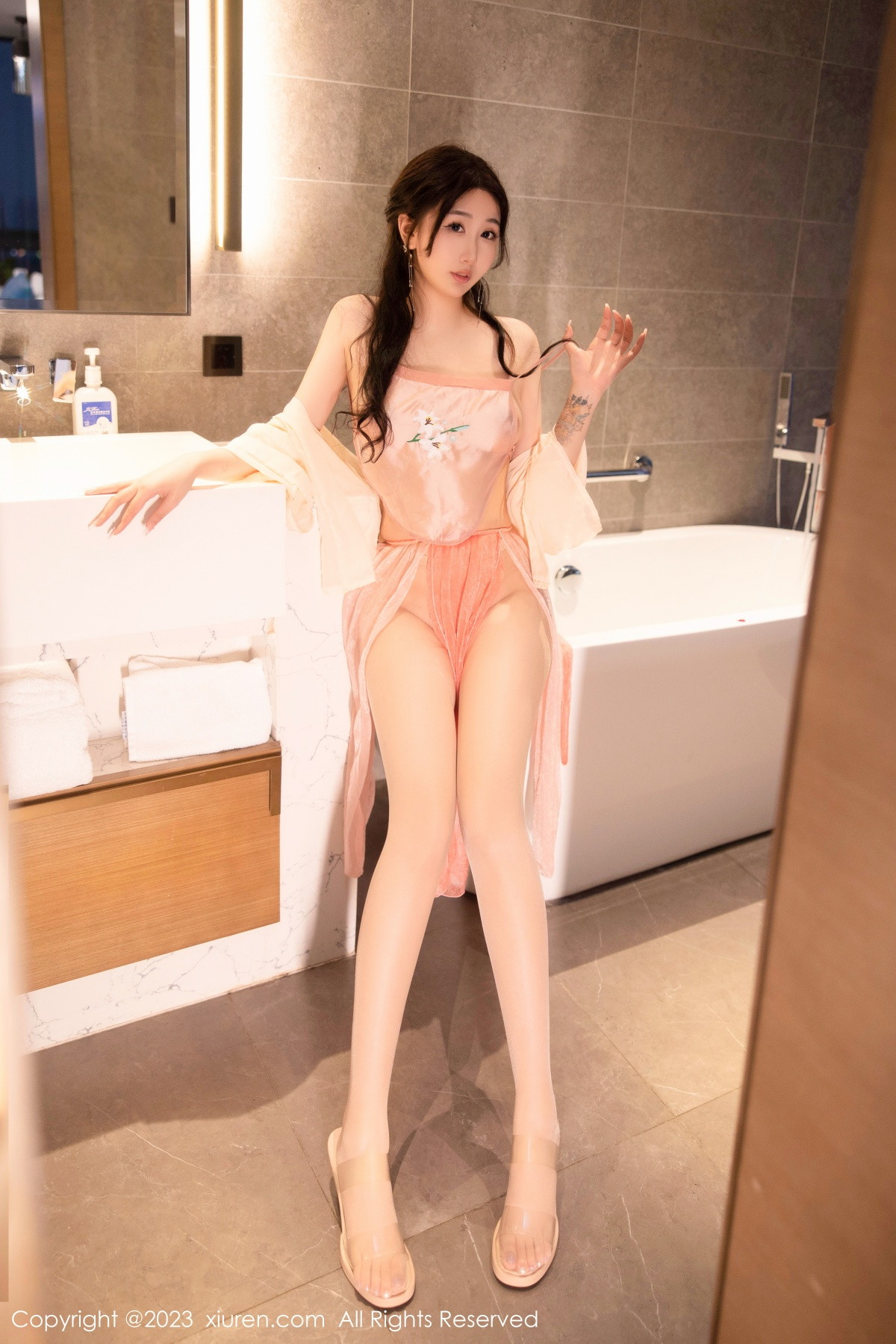 [XiuRen]高清写真图 2023.02.14 No.6262 江真真 古装美臀