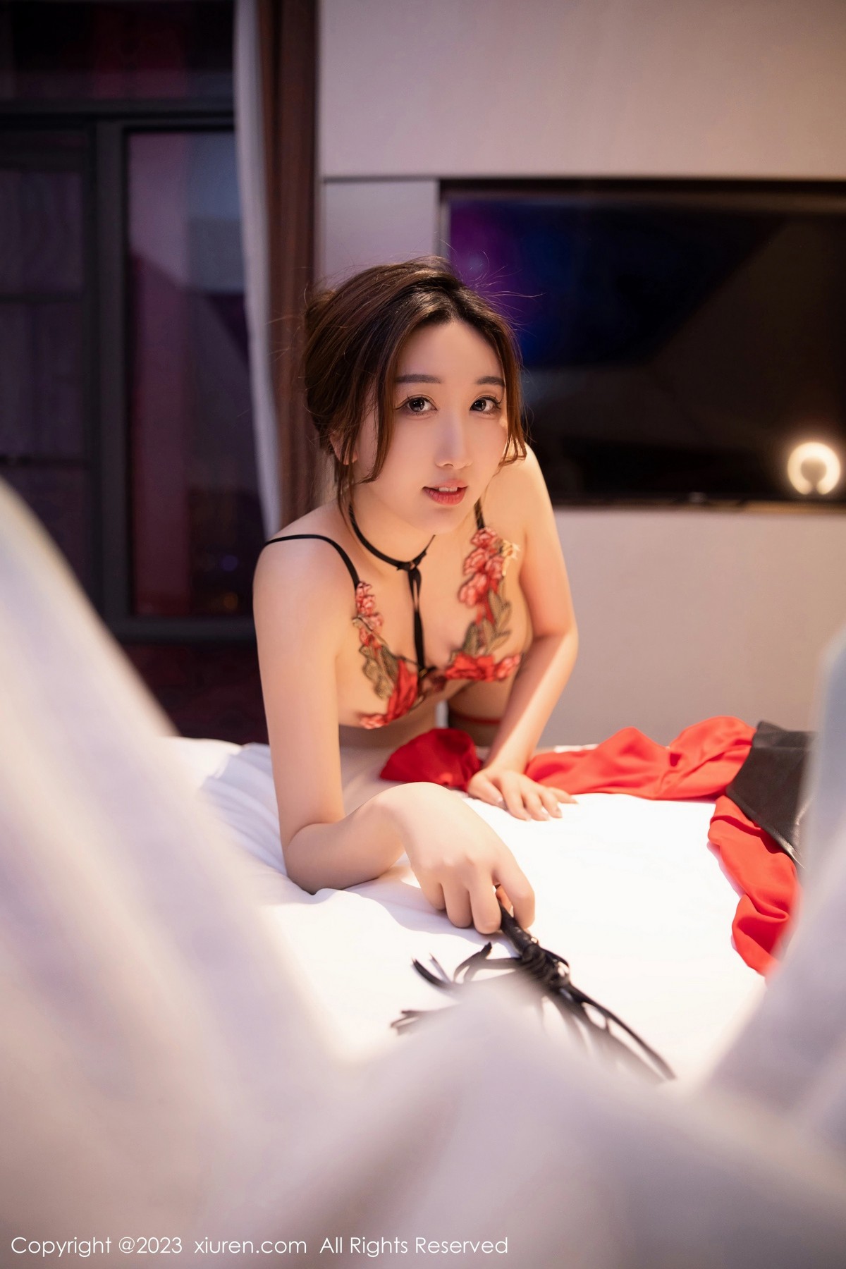 [XiuRen]高清写真图 2023.04.06 No.6529 江真真 黑丝短裙