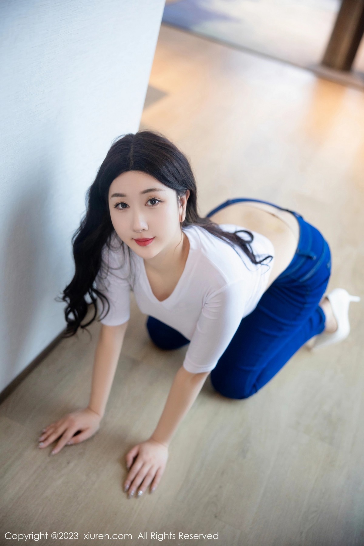 [XiuRen]高清写真图 2023.04.13 No.6570 江真真 牛仔裤美臀