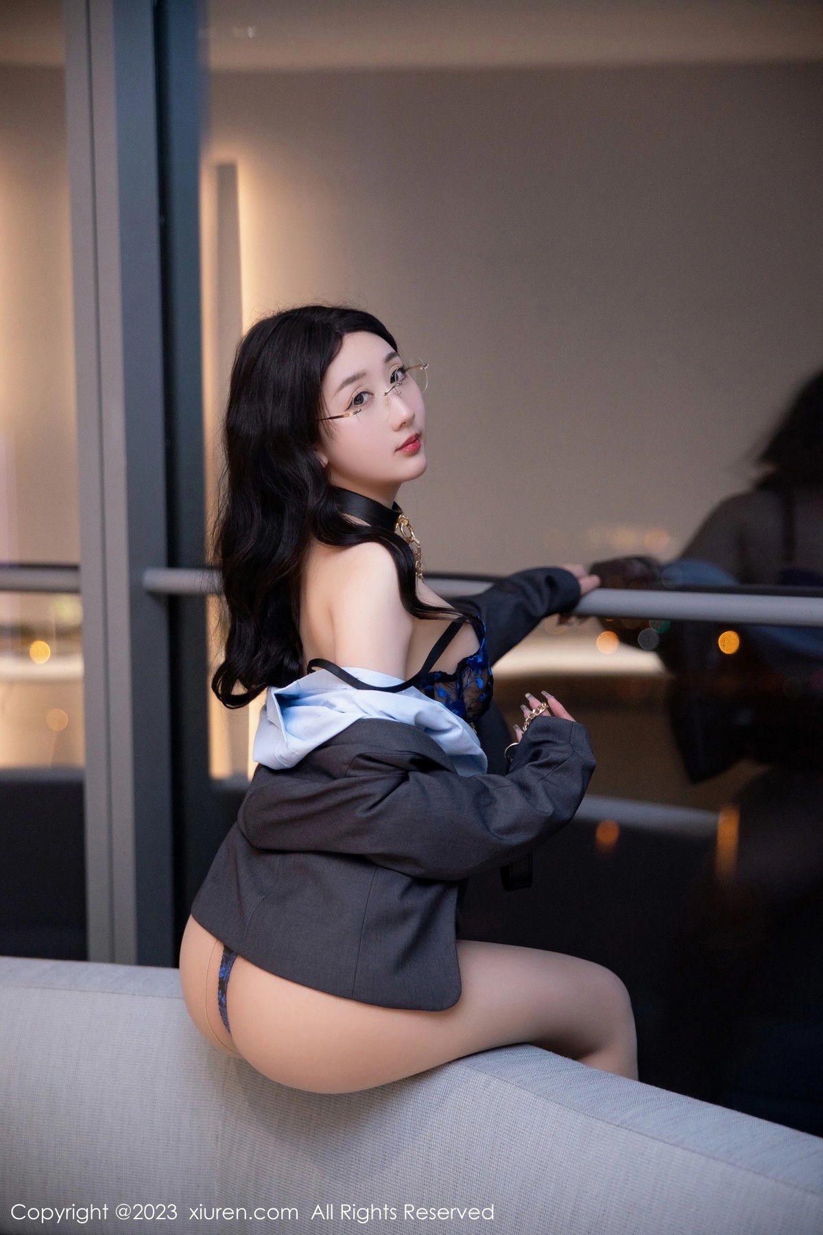 [XiuRen]高清写真图 2023.04.20 No.6607 江真真 丝袜制服