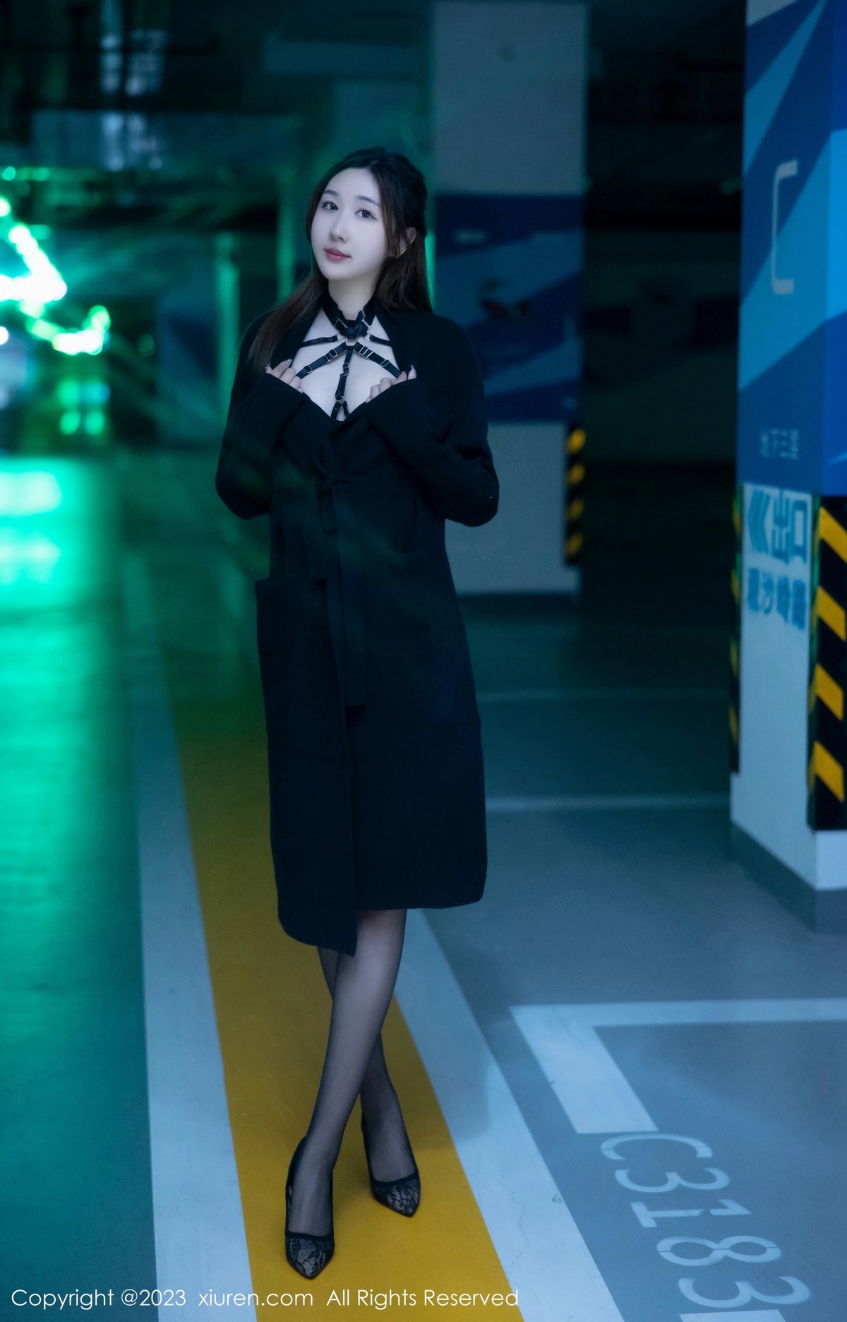 [XiuRen]高清写真图 2023.04.27 No.6650 江真真 黑丝美臀
