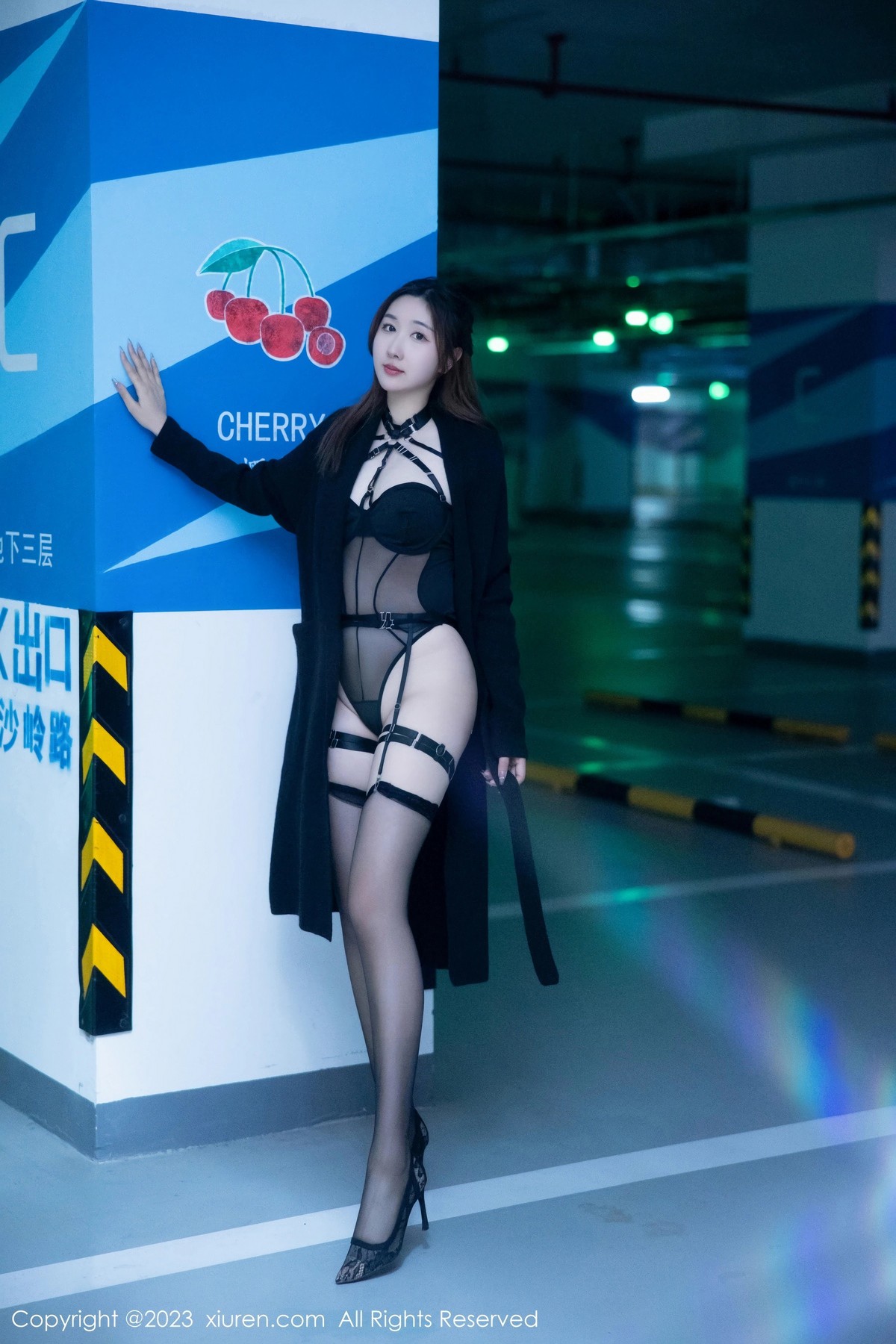 [XiuRen]高清写真图 2023.04.27 No.6650 江真真 黑丝美臀
