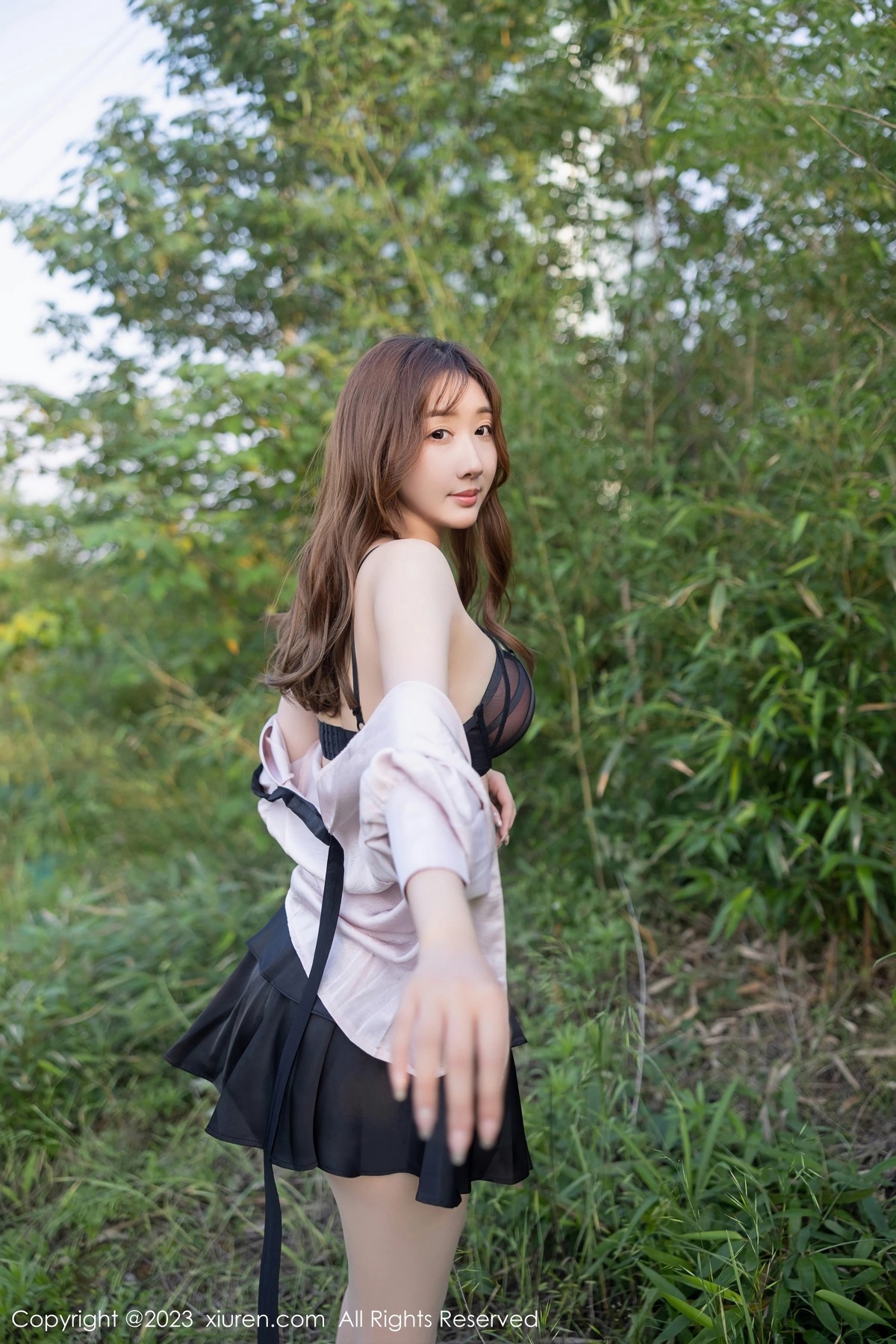 [XiuRen]高清写真图 2023.05.11 No.6721 江真真 丝袜美臀