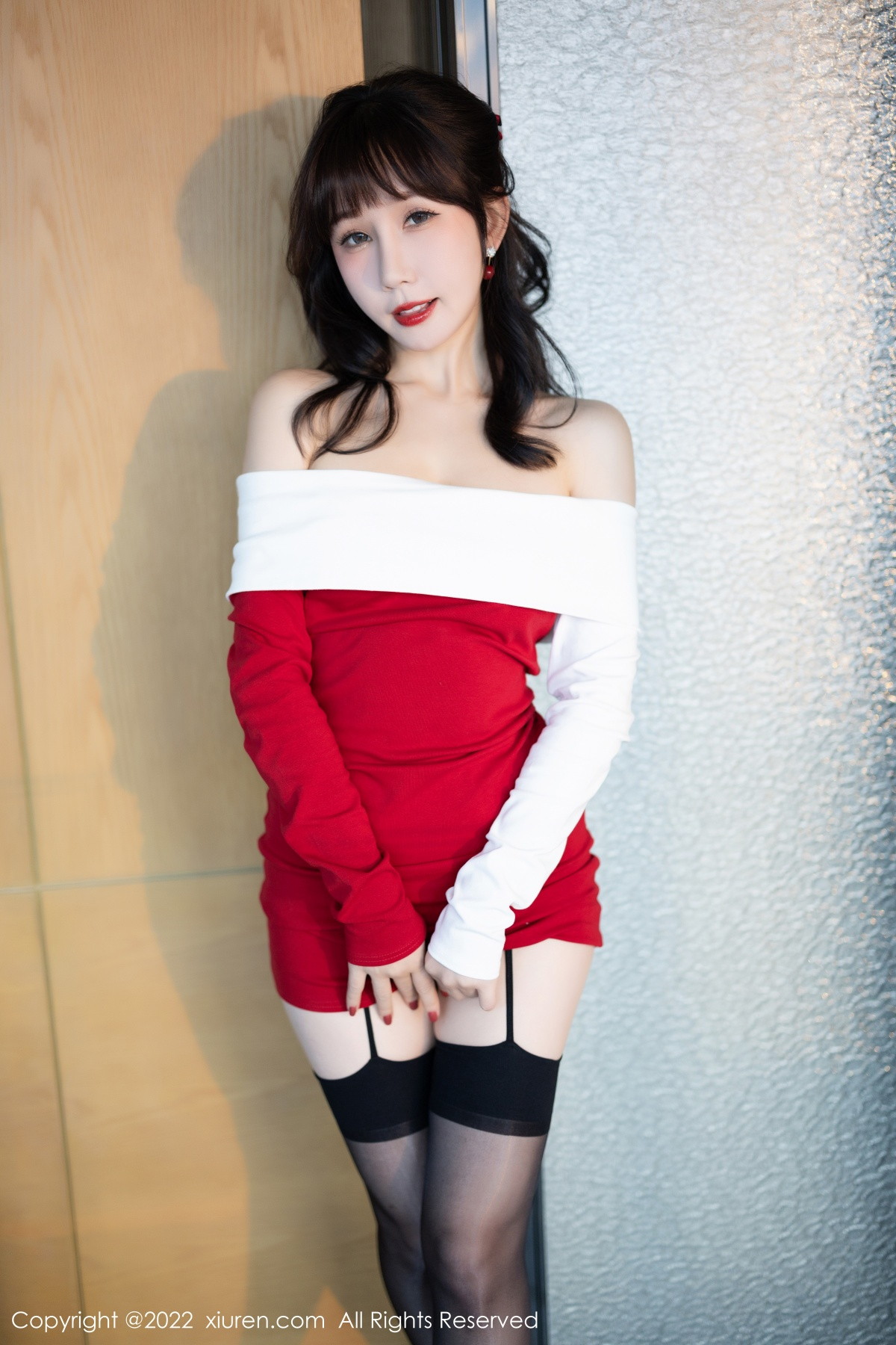 [XiuRen]高清写真图 2022.12.19 No.6015 波巧酱 黑丝美腿