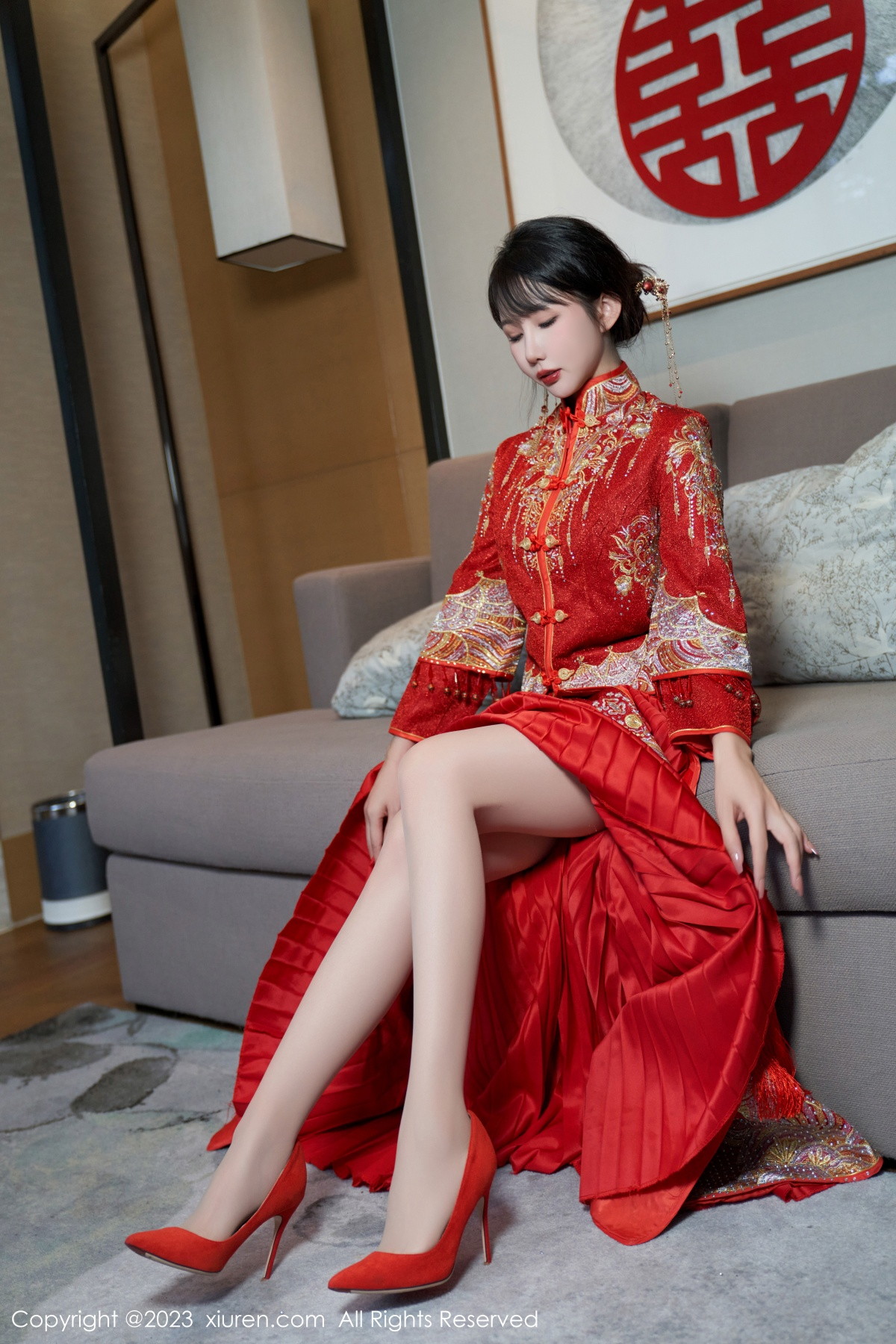 [XiuRen]高清写真图 2023.11.28 No.7729 波巧酱 新娘美腿