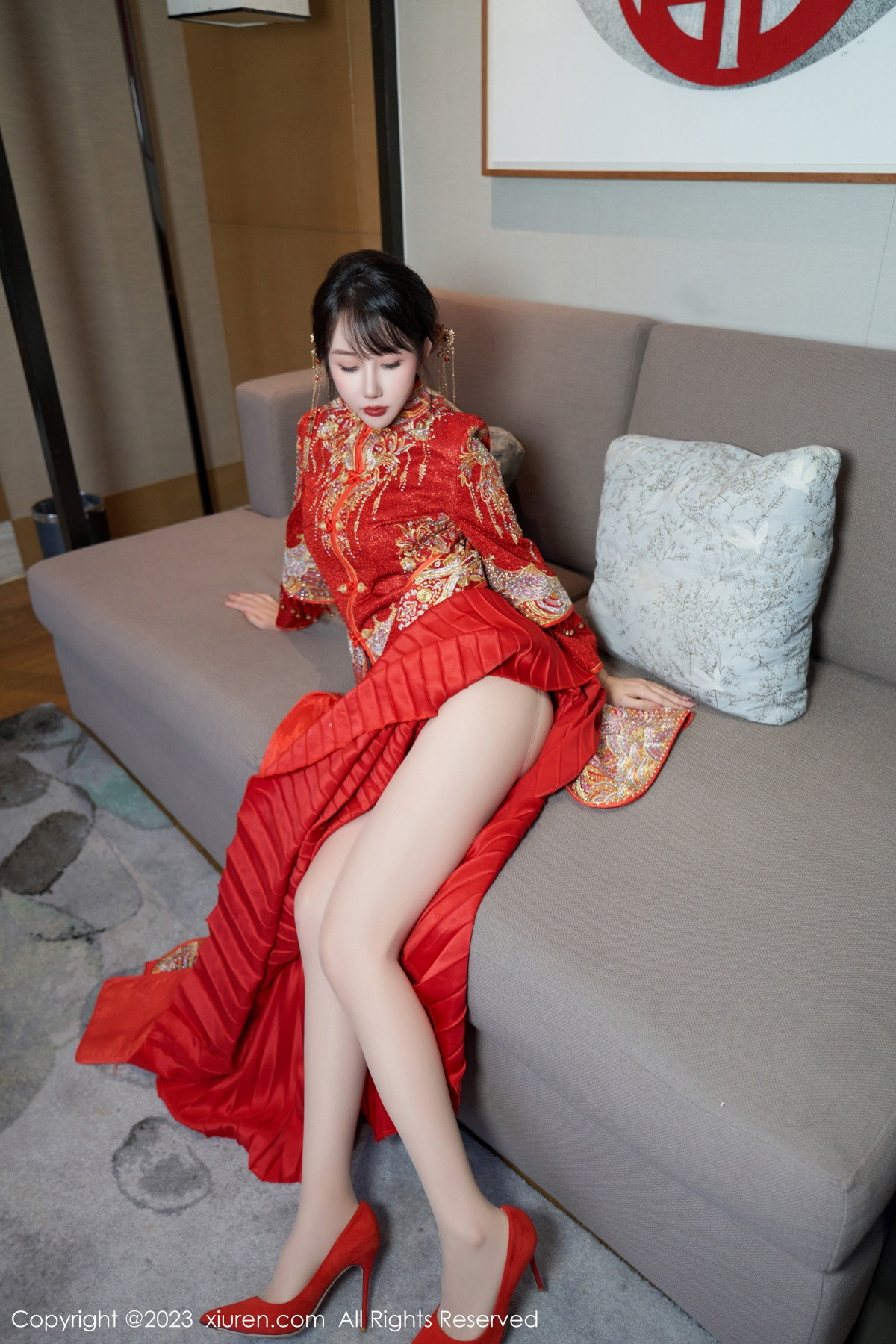 [XiuRen]高清写真图 2023.11.28 No.7729 波巧酱 新娘美腿