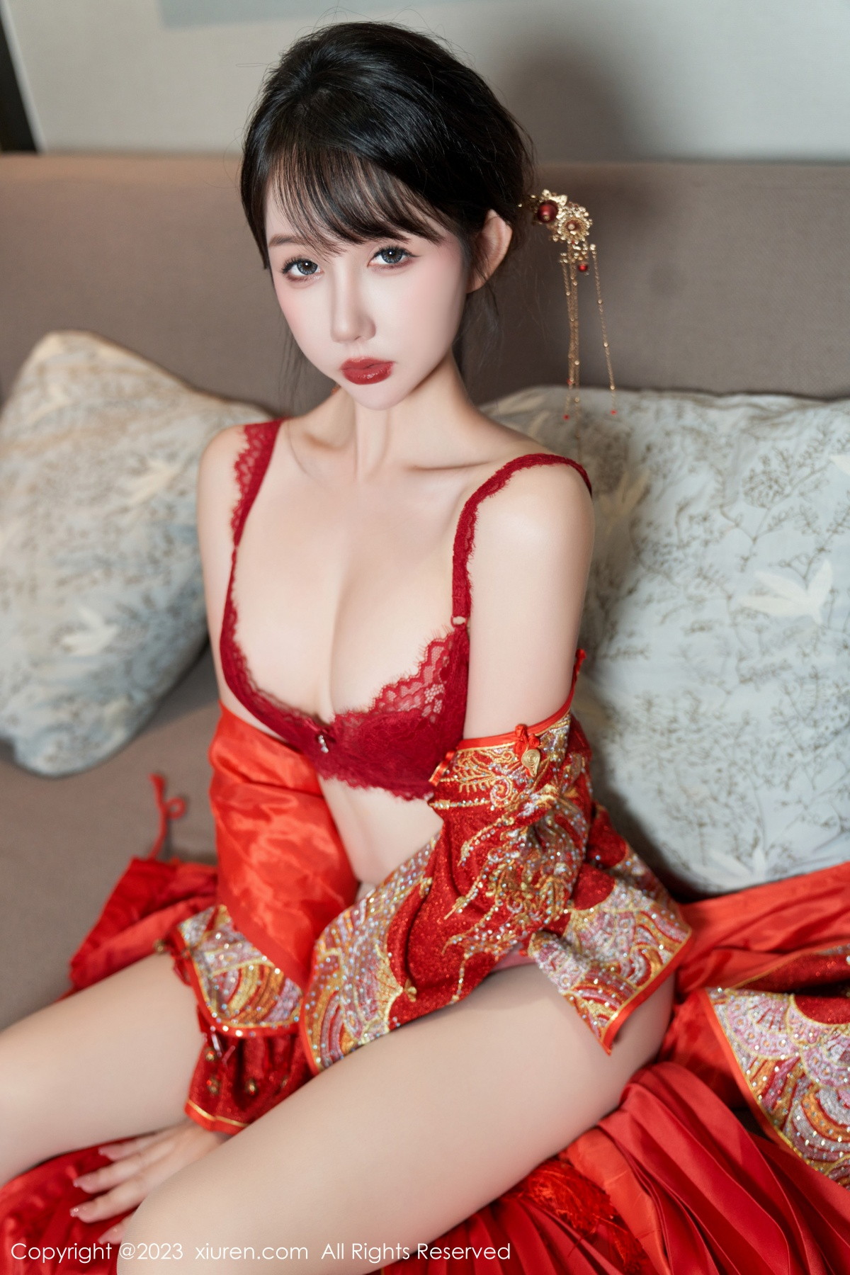 [XiuRen]高清写真图 2023.11.28 No.7729 波巧酱 新娘美腿