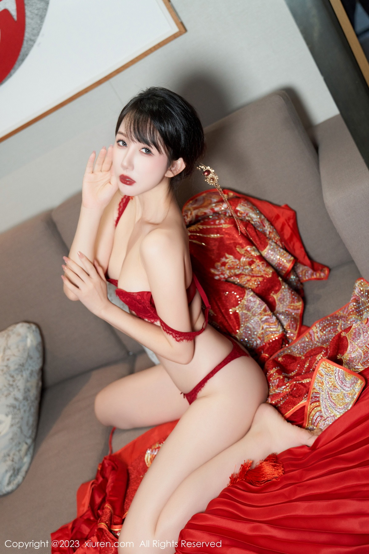 [XiuRen]高清写真图 2023.11.28 No.7729 波巧酱 新娘美腿