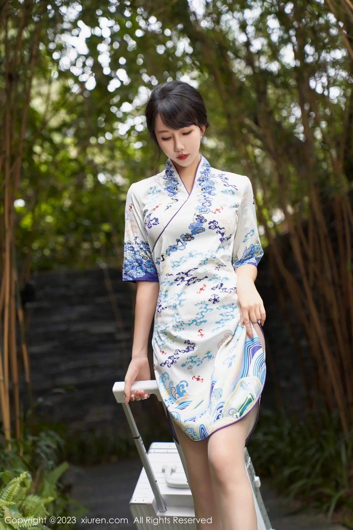 [XiuRen]高清写真图 2023.12.13 No.7804 波巧酱 制服美腿