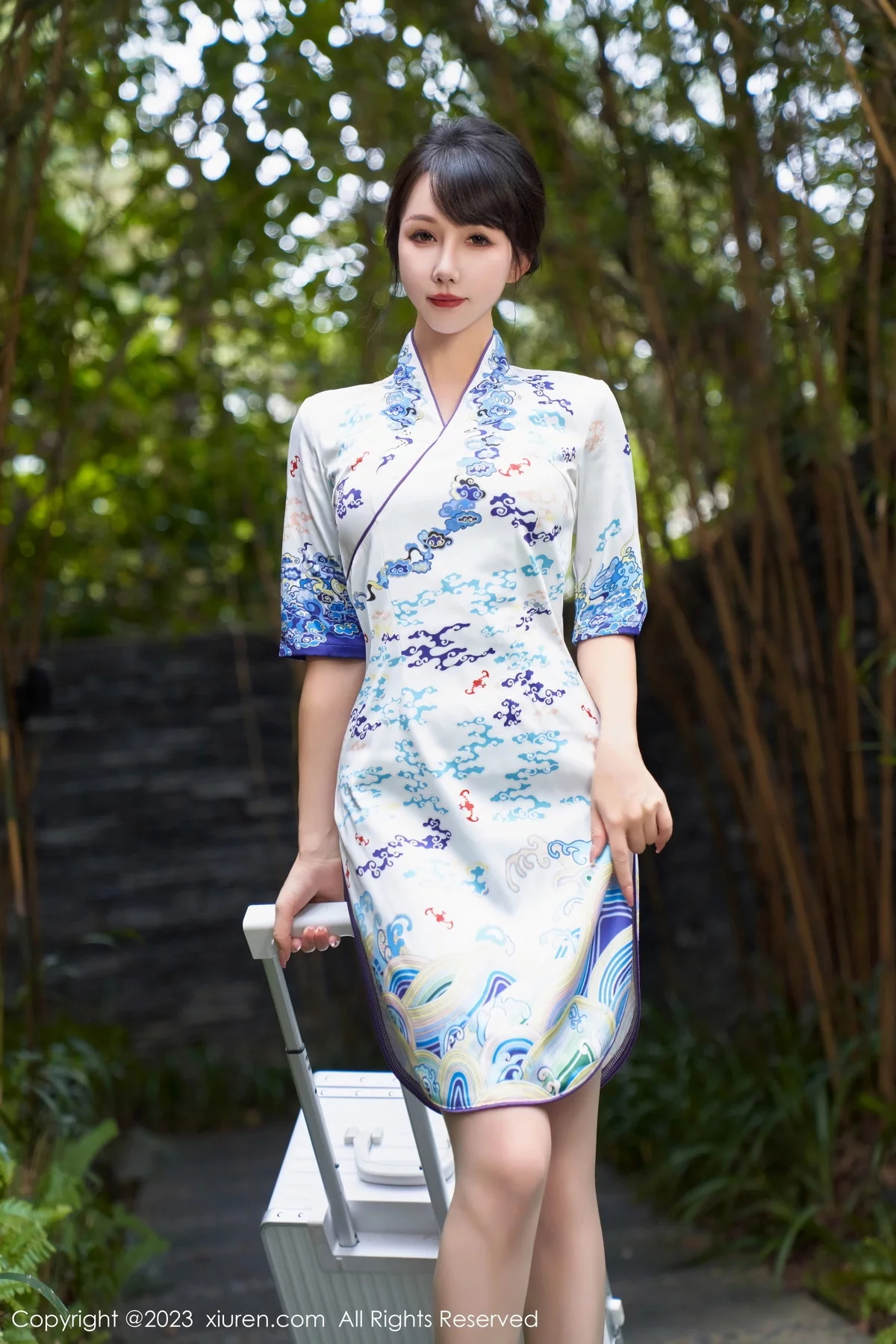 [XiuRen]高清写真图 2023.12.13 No.7804 波巧酱 制服美腿