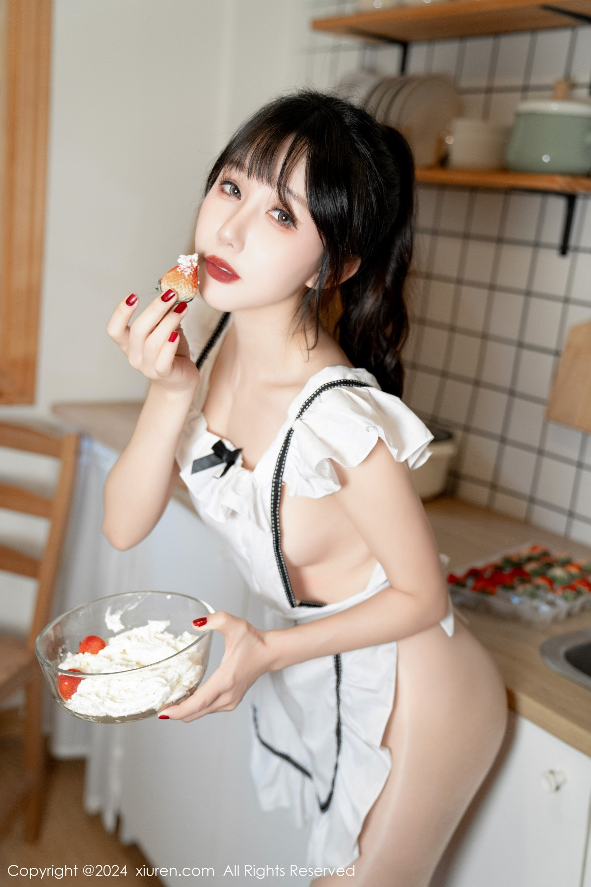 [XiuRen]高清写真图 2024.01.23 No.8004 波巧酱 丝袜美腿
