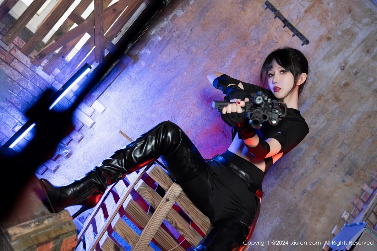 [XiuRen]高清写真图 2024.03.05 No.8177 波巧酱 性感美臀