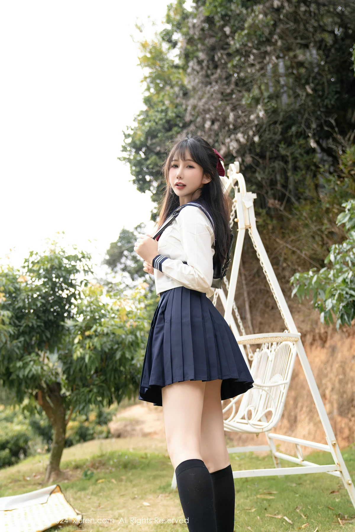 [XiuRen]高清写真图 2024.04.10 No.8365 波巧酱 性感美腿