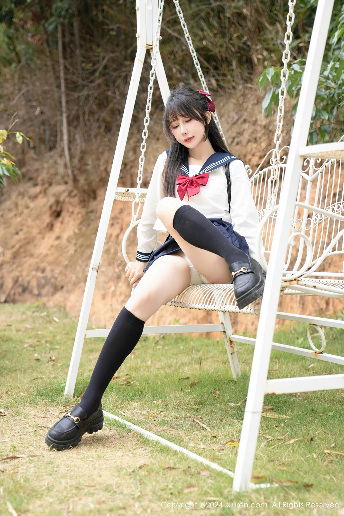 [XiuRen]高清写真图 2024.04.10 No.8365 波巧酱 性感美腿