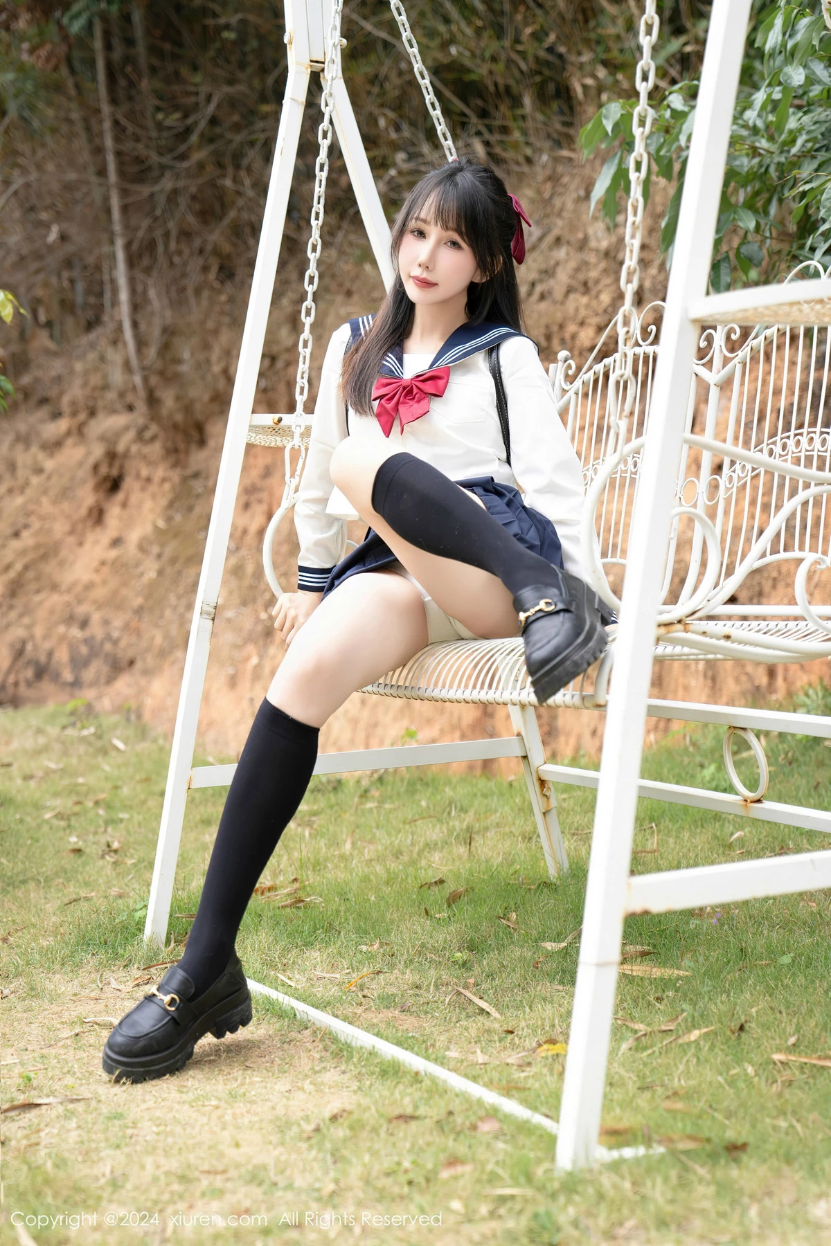 [XiuRen]高清写真图 2024.04.10 No.8365 波巧酱 性感美腿