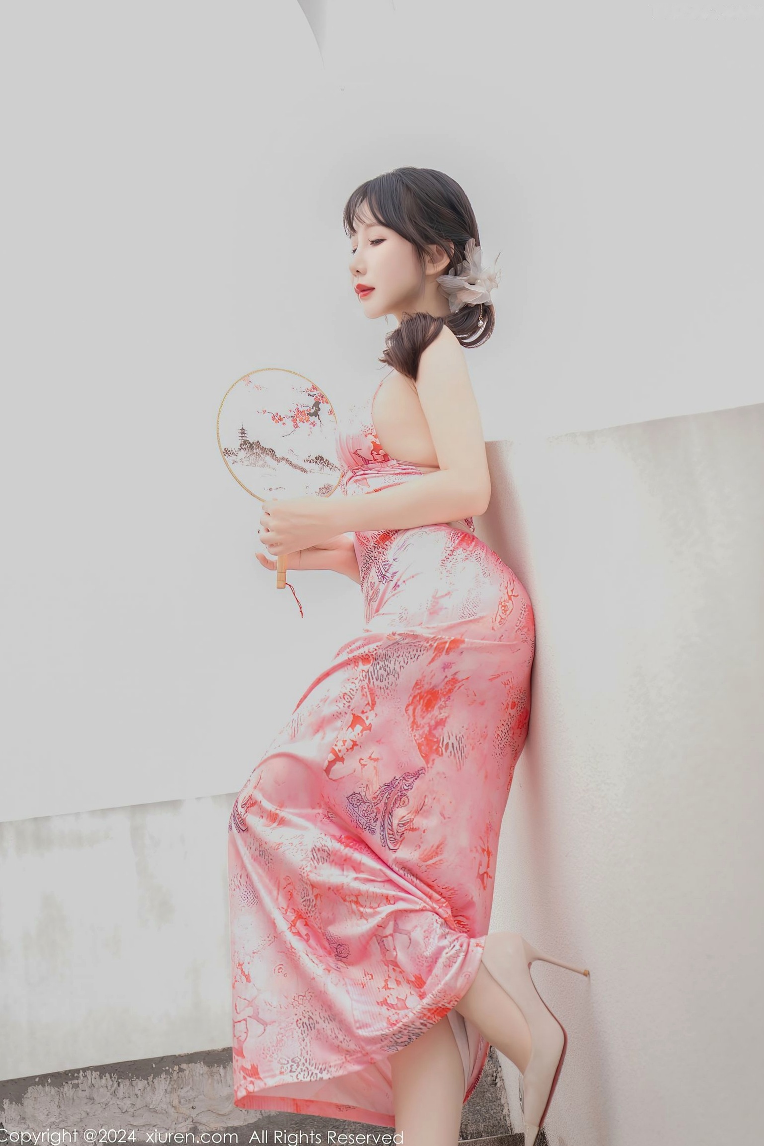Gallery - XiuRen秀人网 - XiuRen -8535-波巧酱-粉裙私房照-性感尤物极致诱惑-长白山旅拍大尺度福利写真秀人网 - XiuRen 性感诱惑私房照大尺度 波巧酱女神私房照_秀色女神 - image 1