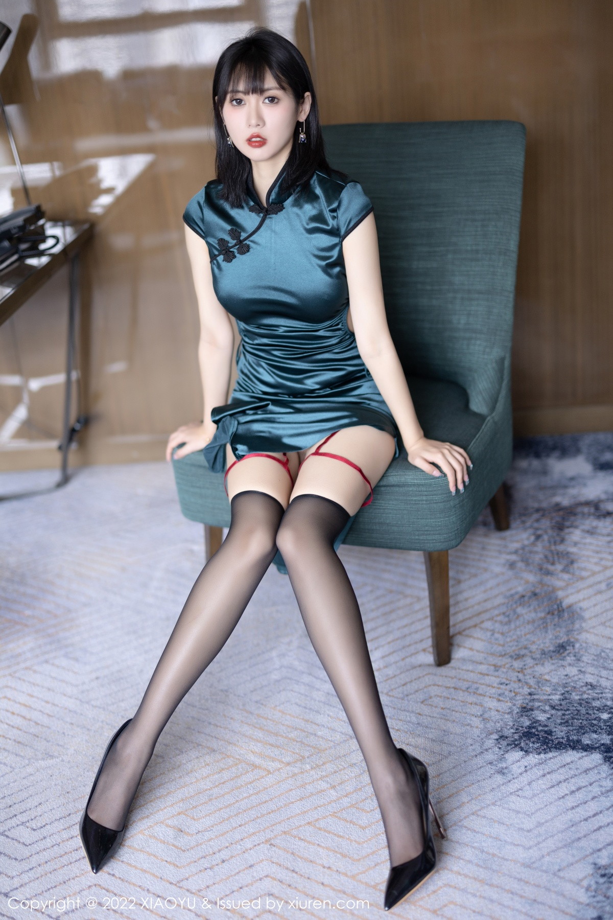 [XIAOYU]高清写真图 2022.12.07 VOL.920 林子遥 旗袍黑丝
