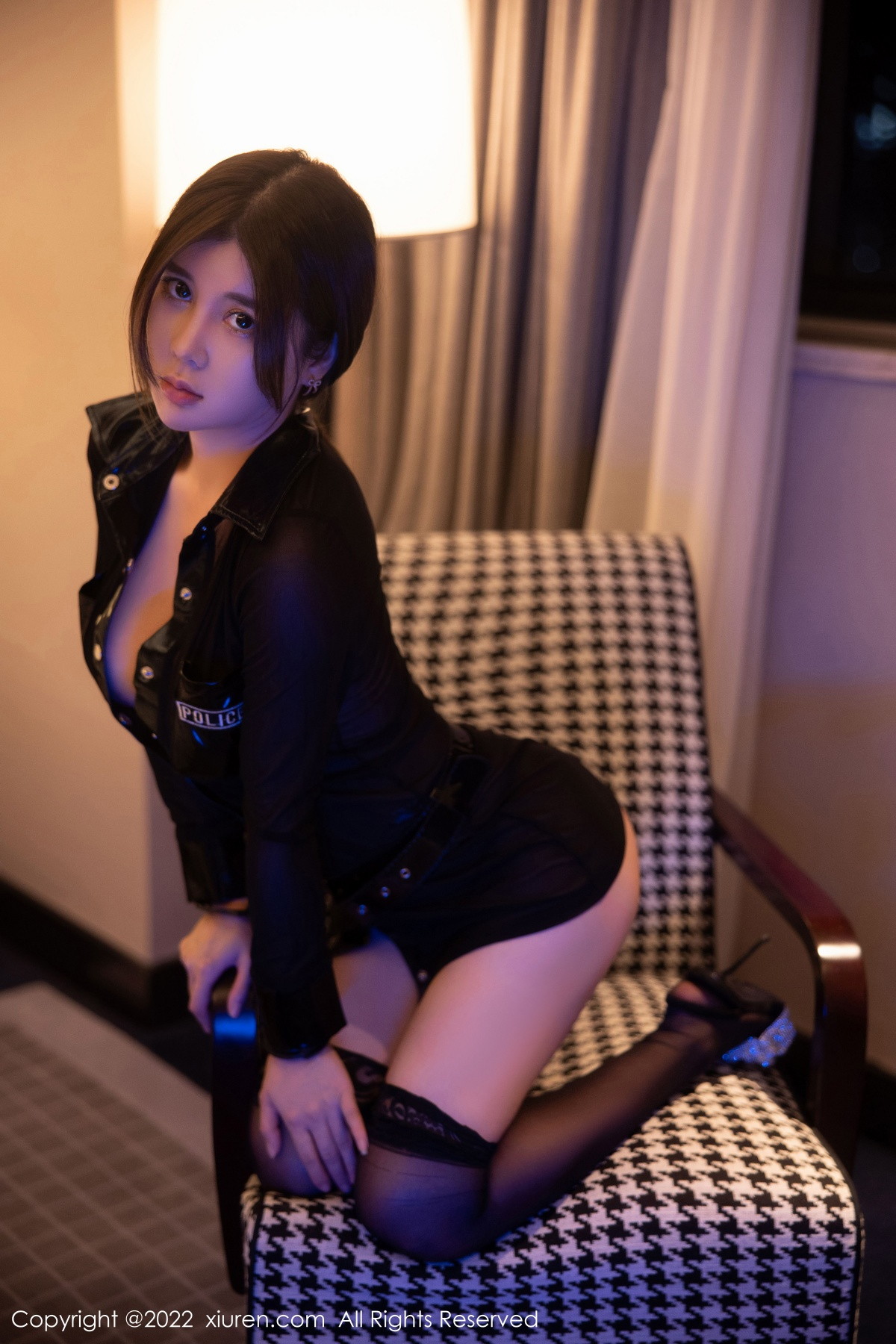 [XiuRen]高清写真图 2022.10.24 No.5750 周jojobaby 制服黑丝