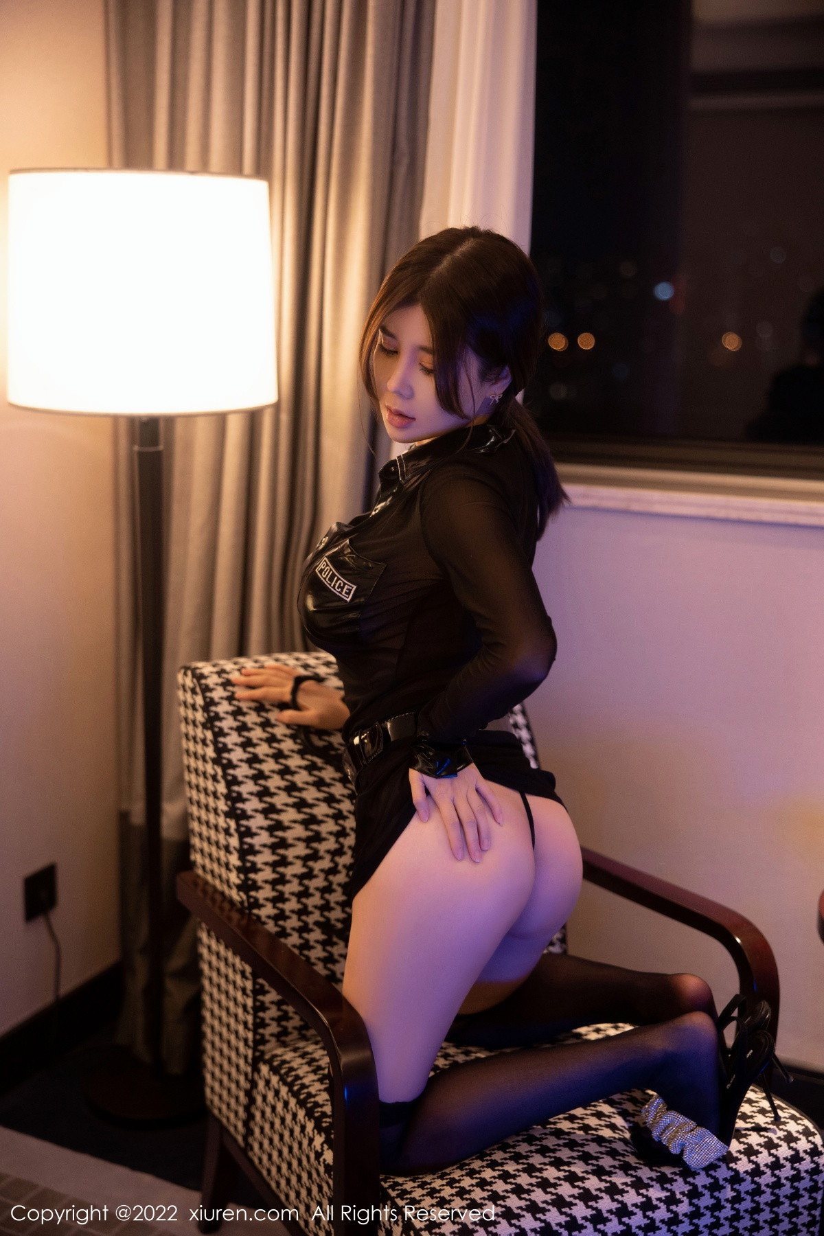 [XiuRen]高清写真图 2022.10.24 No.5750 周jojobaby 制服黑丝