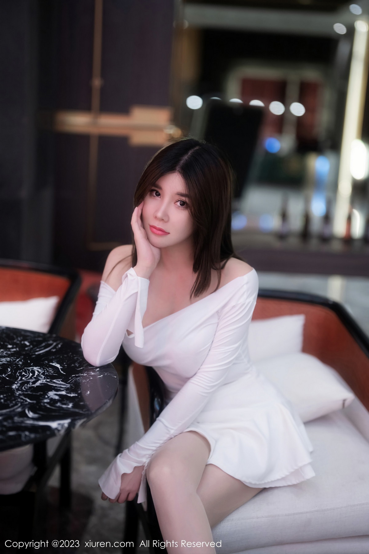 [XiuRen]高清写真图 2023.02.06 No.6218 周jojobaby 丝袜美腿