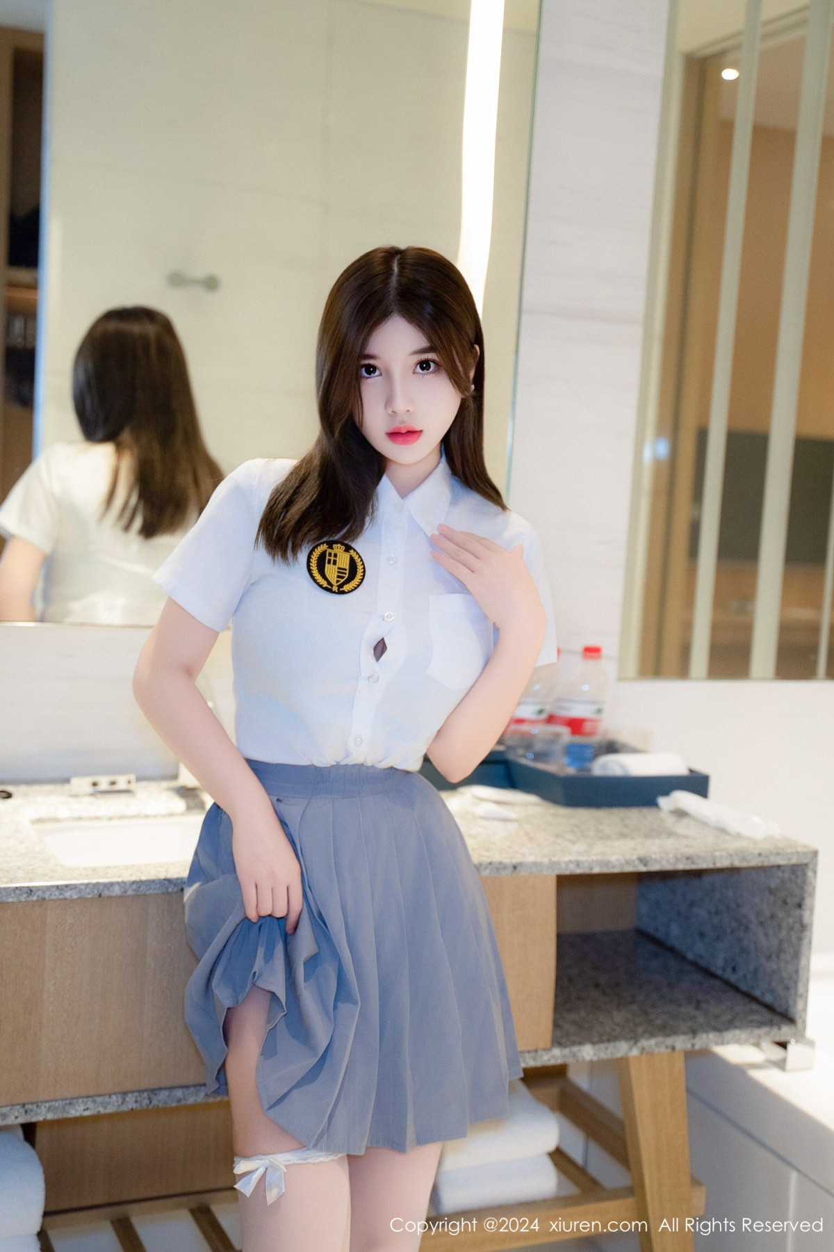 [XiuRen]高清写真图 2024.08.26 No.9066 周jojobaby 美腿丝袜