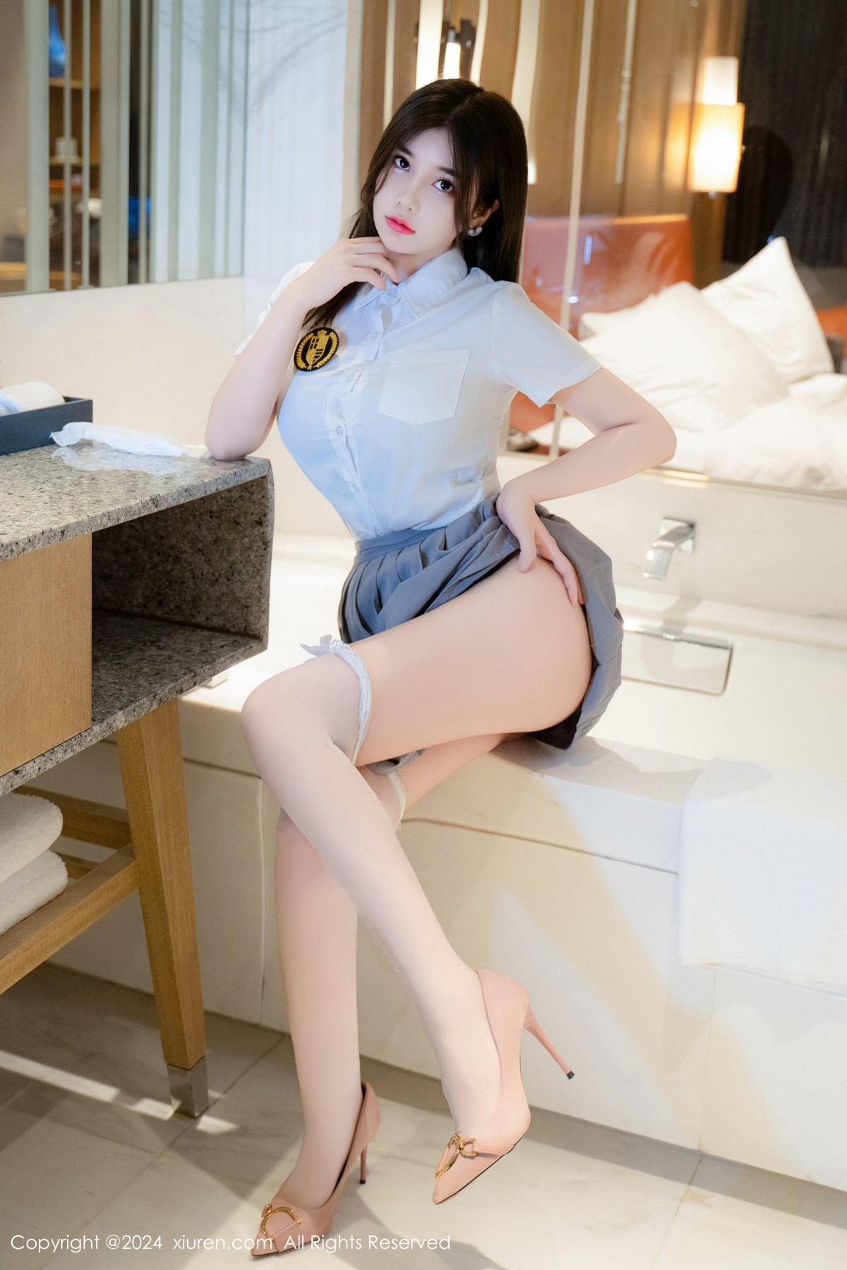 [XiuRen]高清写真图 2024.08.26 No.9066 周jojobaby 美腿丝袜