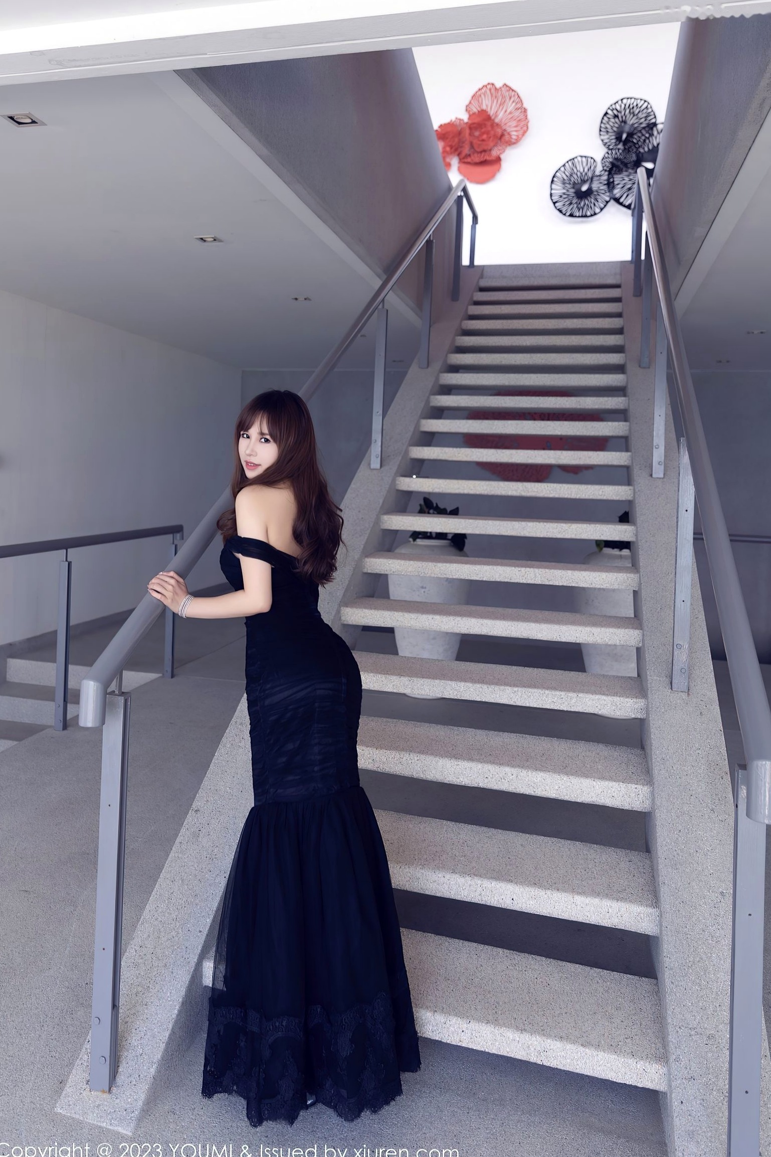 Gallery - YouMi尤蜜荟 - Chiness Model -917-Icy猪：泰国奢华旅拍，黑色蕾丝诱惑，绝美私房写真黑丝美腿尽显万种风情尤蜜荟 - Chiness Model 性感私房照黑丝诱惑 icy猪女神私房照_秀色女神 - image 1