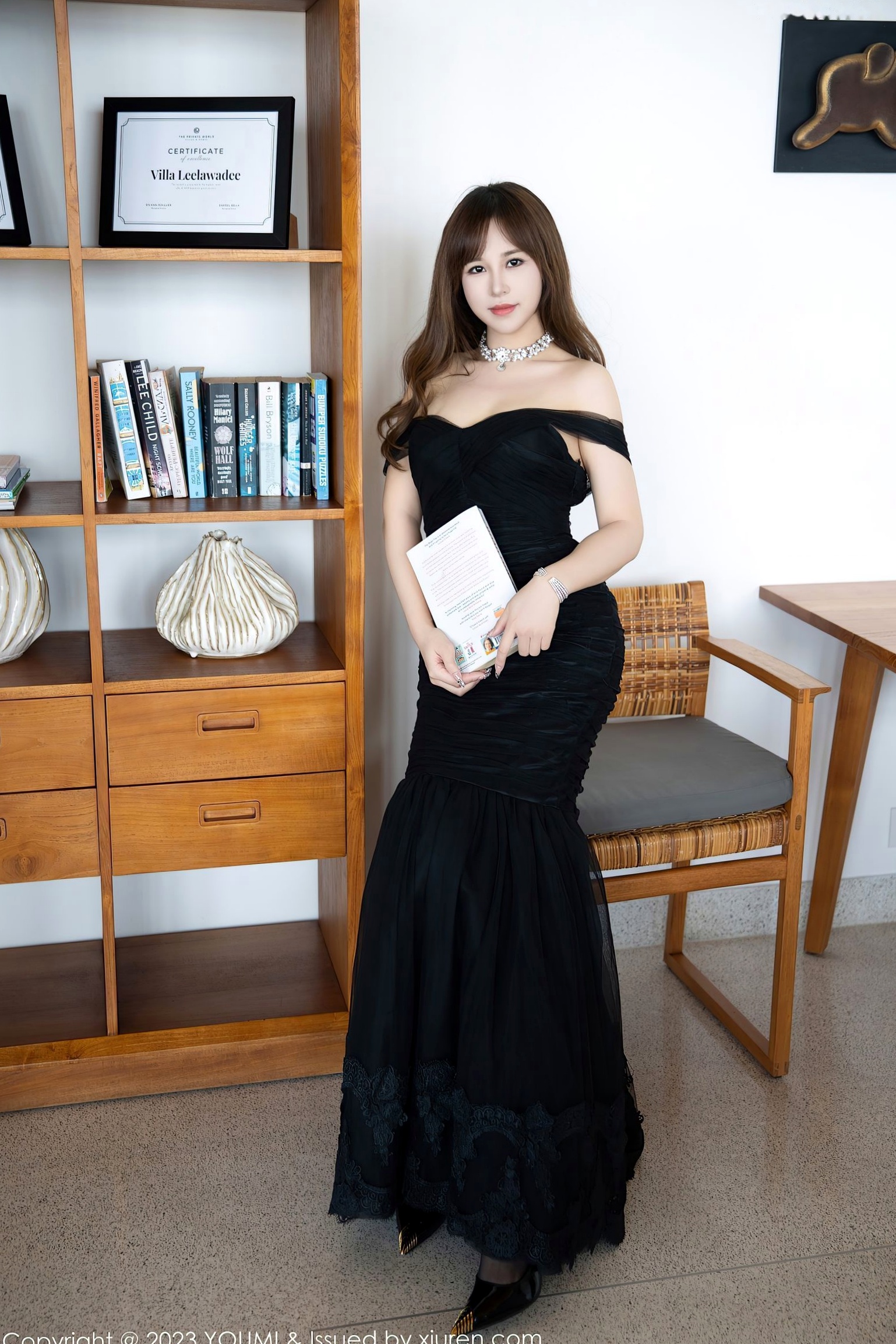 Gallery - YouMi尤蜜荟 - Chiness Model -917-Icy猪：泰国奢华旅拍，黑色蕾丝诱惑，绝美私房写真黑丝美腿尽显万种风情尤蜜荟 - Chiness Model 性感私房照黑丝诱惑 icy猪女神私房照_秀色女神 - image 13