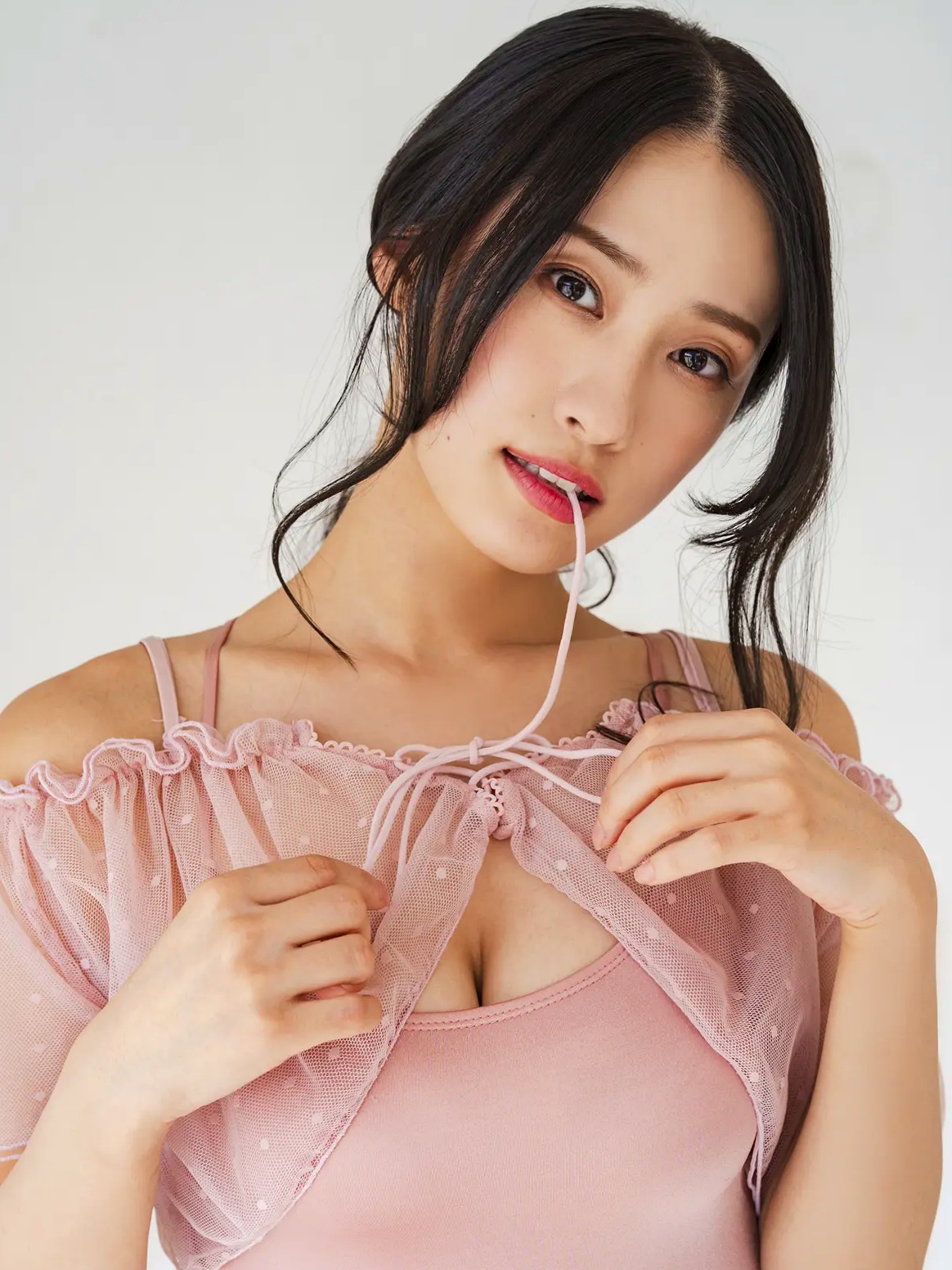 澄田綾乃 - 澄んだ瞳に恋してる [100P]