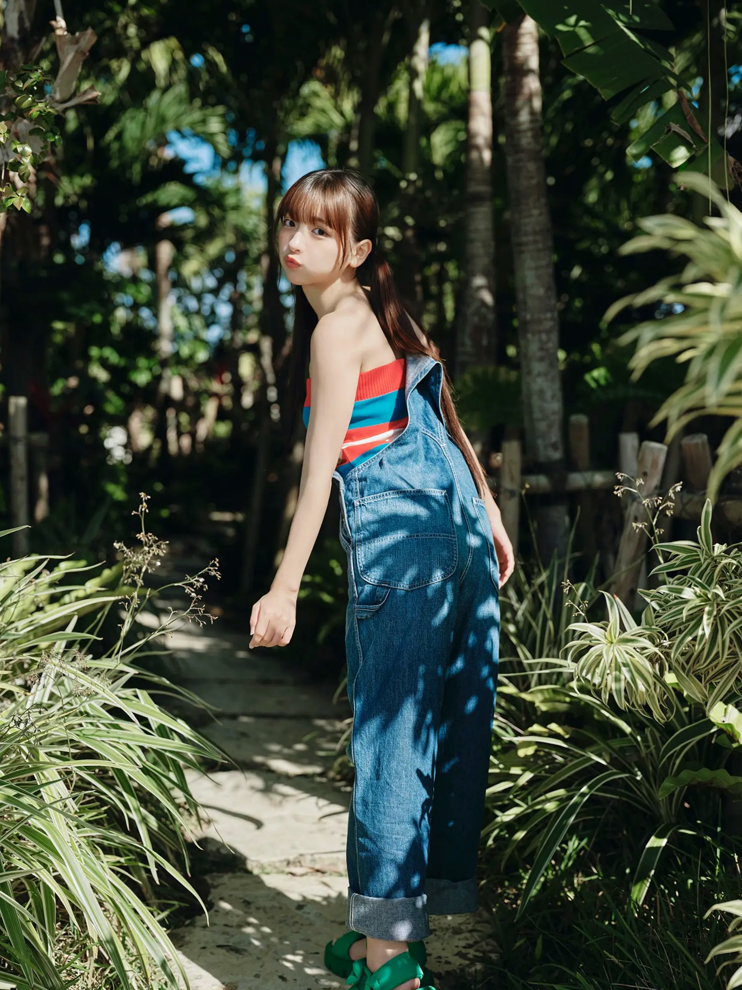 一ノ瀬瑠菜 - 新しい風。日系清新比基尼美腿户外写真集 [101P]