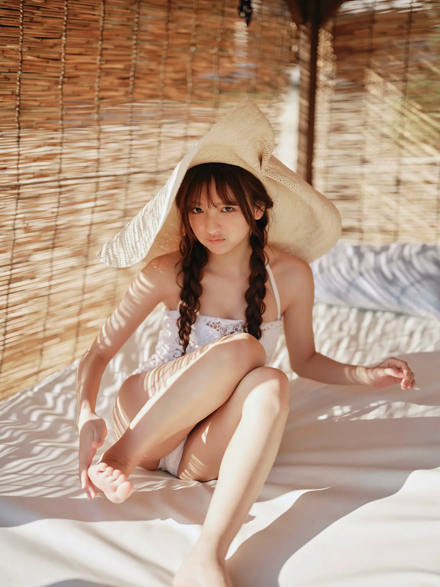 一ノ瀬瑠菜 - 新しい風。日系清新比基尼美腿户外写真集 [101P]