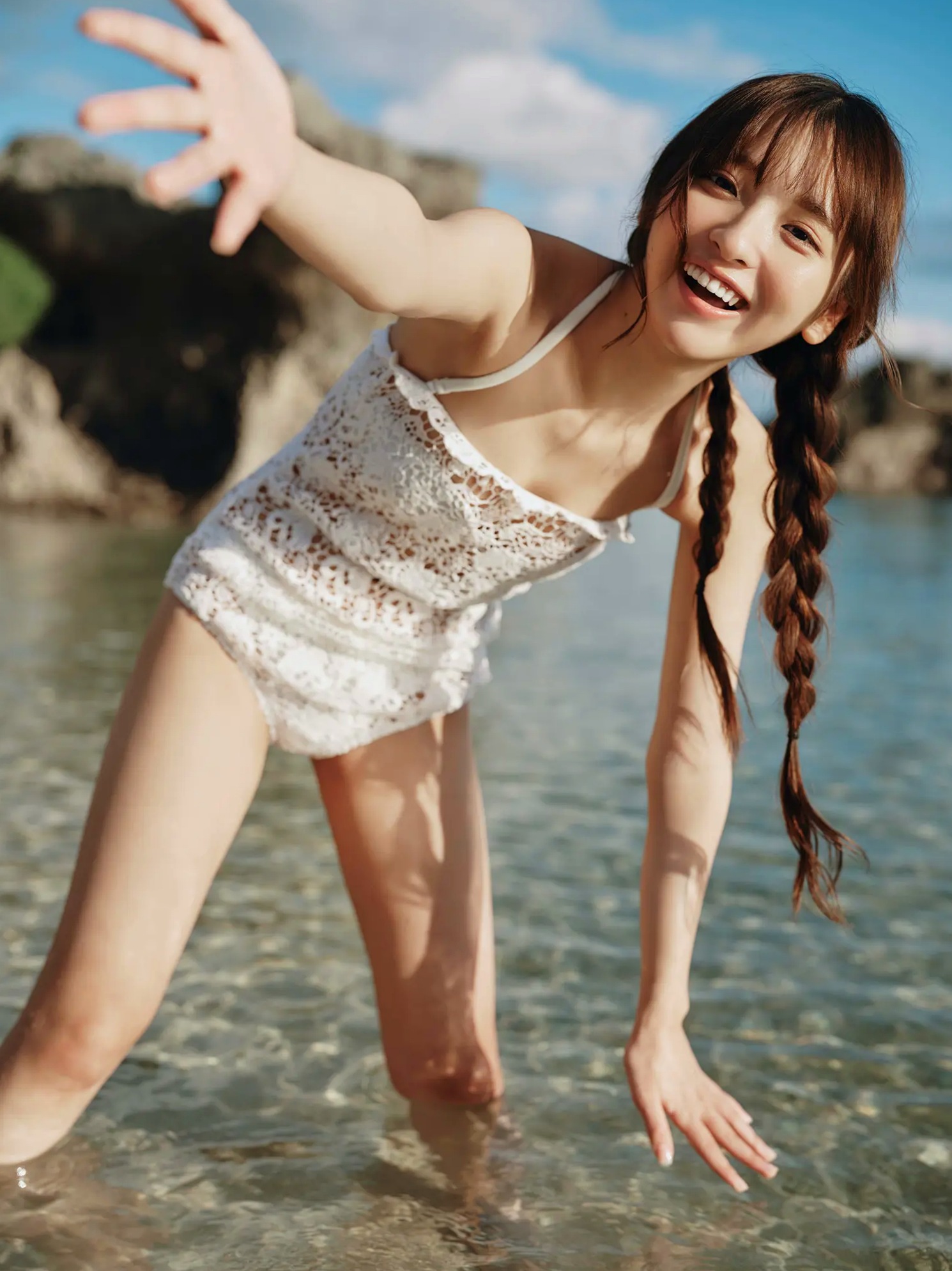 一ノ瀬瑠菜 - 新しい風。日系清新比基尼美腿户外写真集 [101P]