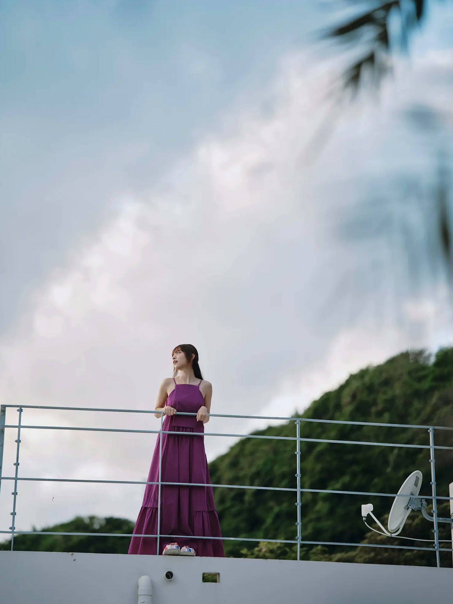 一ノ瀬瑠菜 - 新しい風。日系清新比基尼美腿户外写真集 [101P]