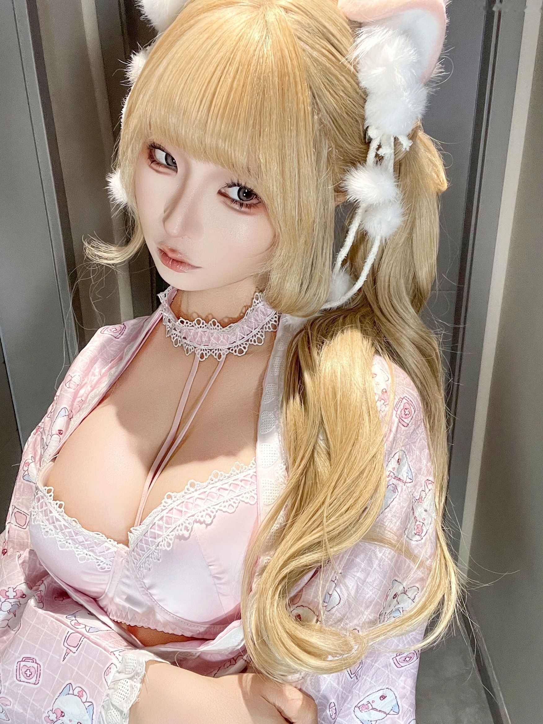 蠢沫沫-2025年6月朋友圈自拍合集 萌系猫耳性感Cosplay私房美图