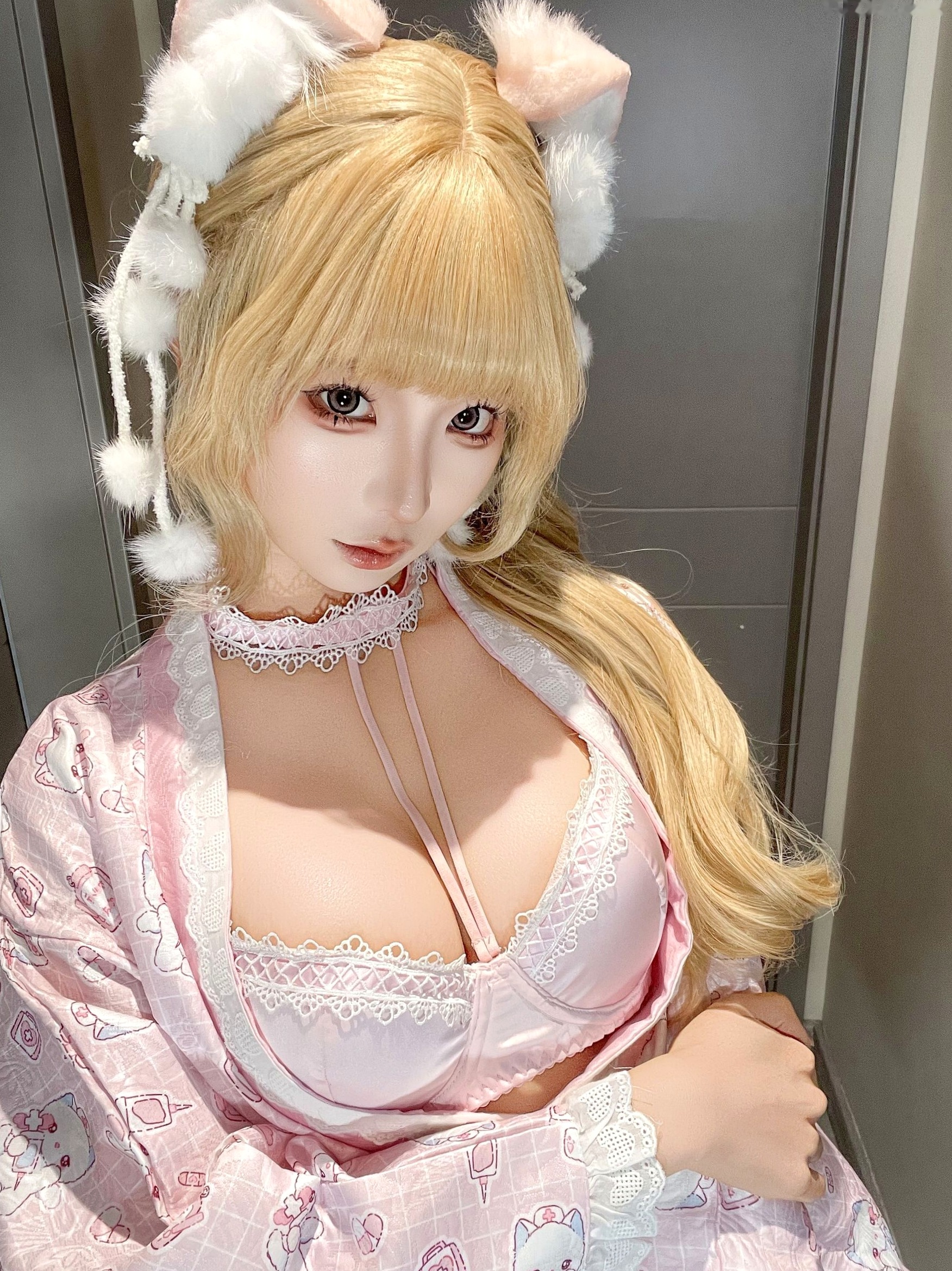 蠢沫沫-2025年6月朋友圈自拍合集 萌系猫耳性感Cosplay私房美图