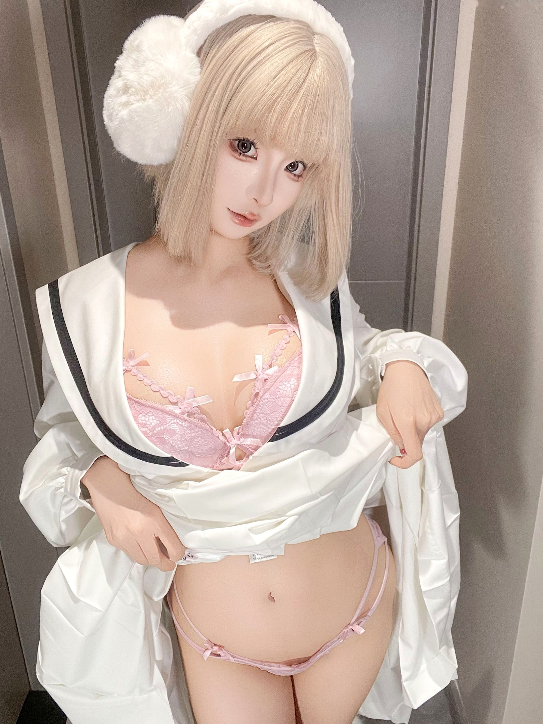 蠢沫沫-2025年6月朋友圈自拍合集 萌系猫耳性感Cosplay私房美图