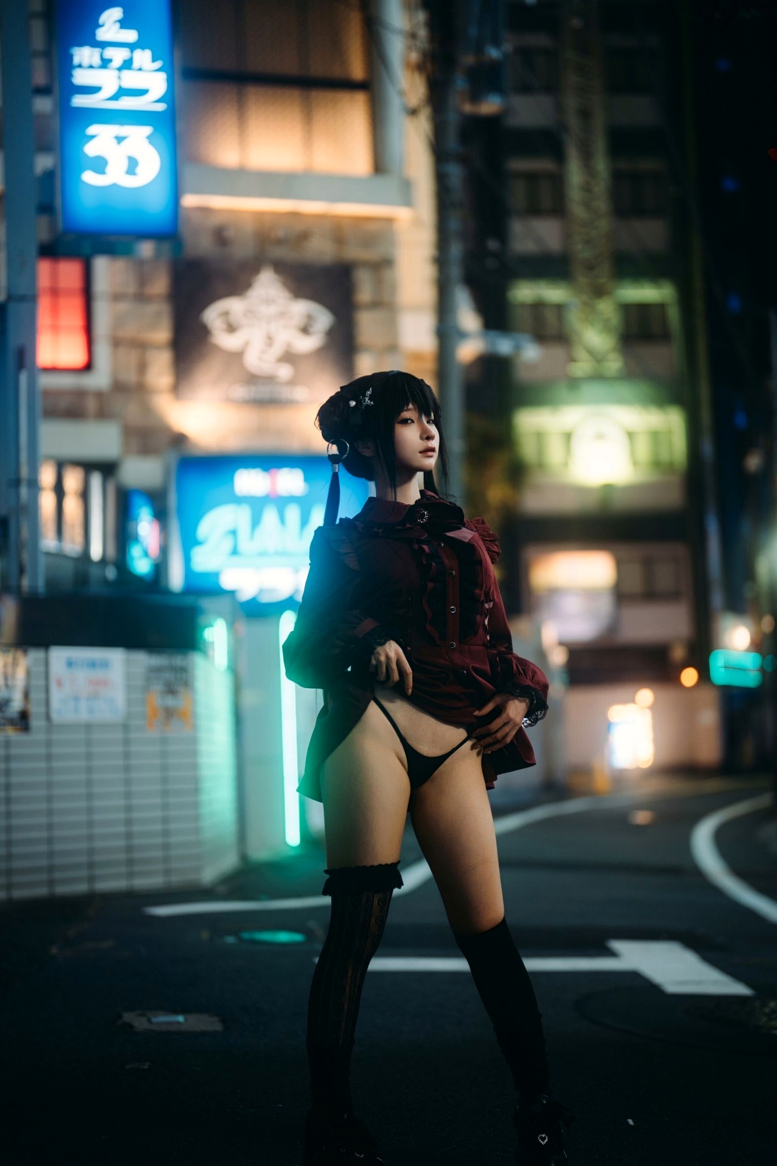 蠢沫沫-夜行：城市暗夜街拍风格，极致曲线尽显诱惑