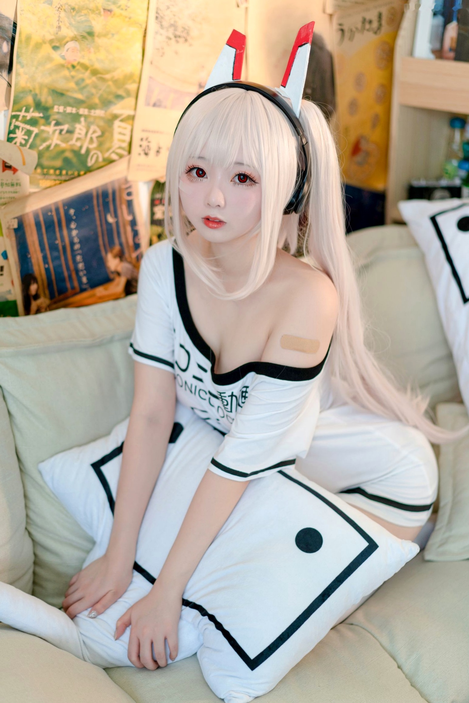 Gallery - 蠢沫沫-062-碧蓝航线绫波居家Cosplay纯白制服治愈萝莉写真角色扮演萌系私房照治愈系萝莉 蠢沫沫女神私房照_秀色女神 - image 4
