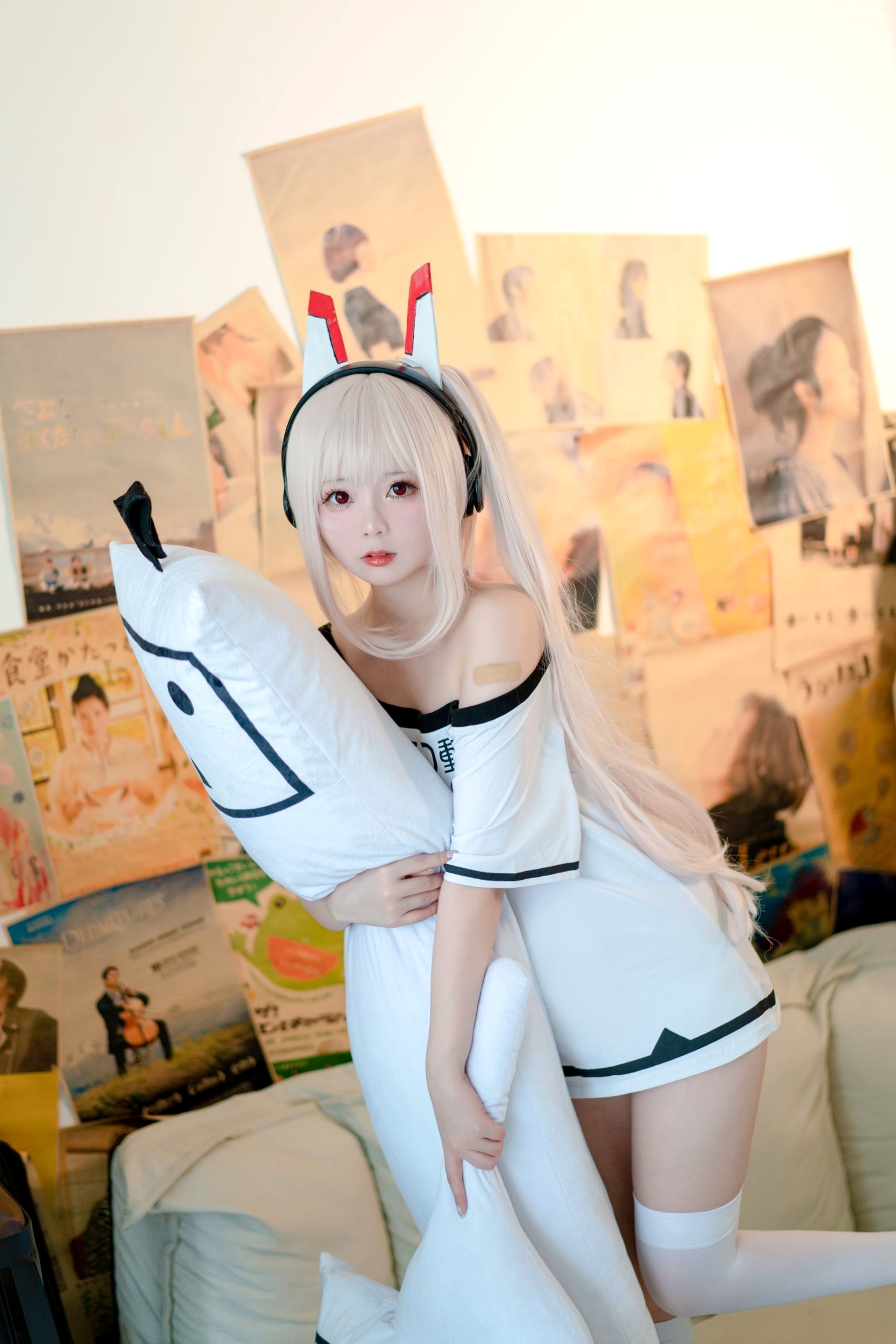 Gallery - 蠢沫沫-062-碧蓝航线绫波居家Cosplay纯白制服治愈萝莉写真角色扮演萌系私房照治愈系萝莉 蠢沫沫女神私房照_秀色女神 - image 17
