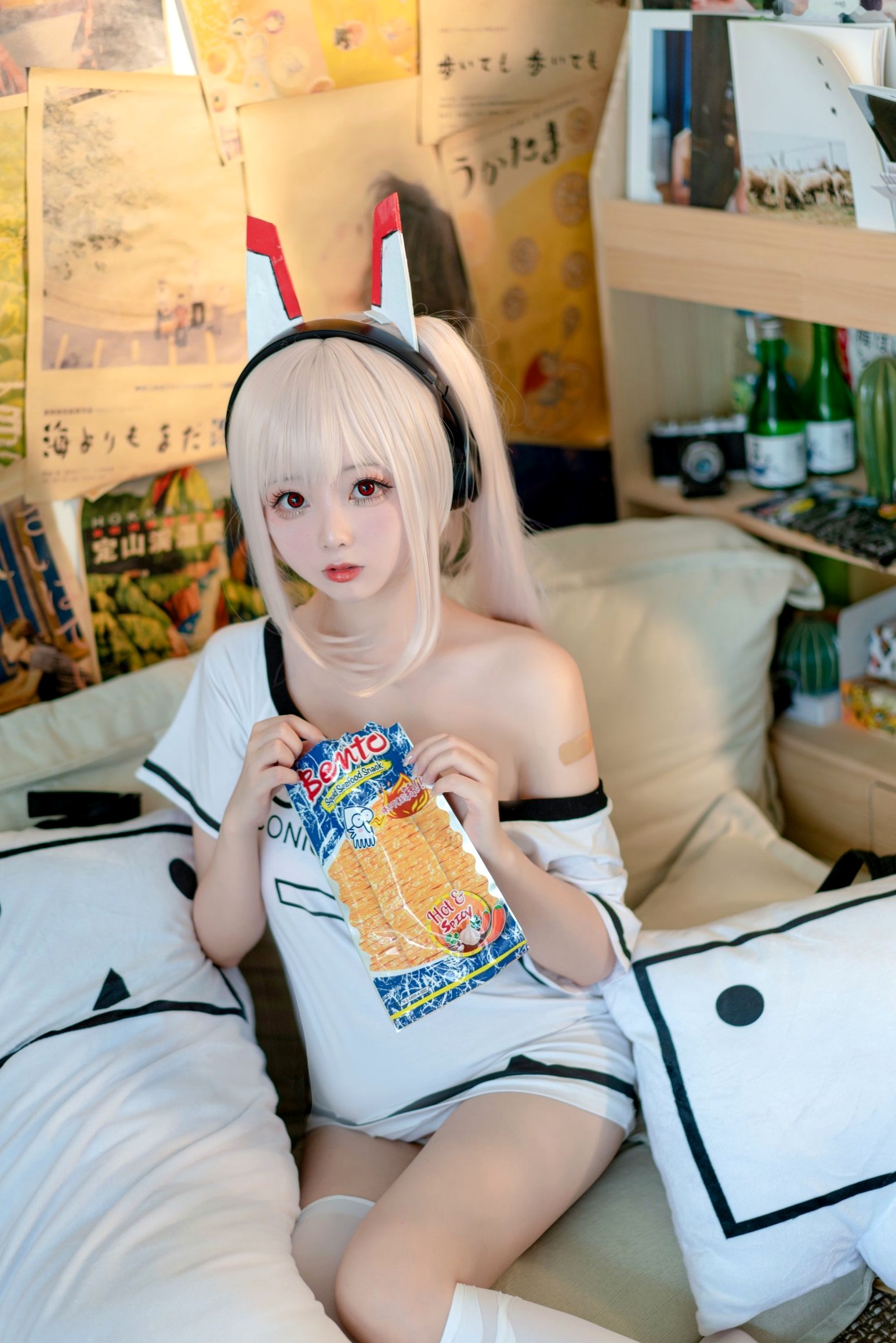 Gallery - 蠢沫沫-062-碧蓝航线绫波居家Cosplay纯白制服治愈萝莉写真角色扮演萌系私房照治愈系萝莉 蠢沫沫女神私房照_秀色女神 - image 30