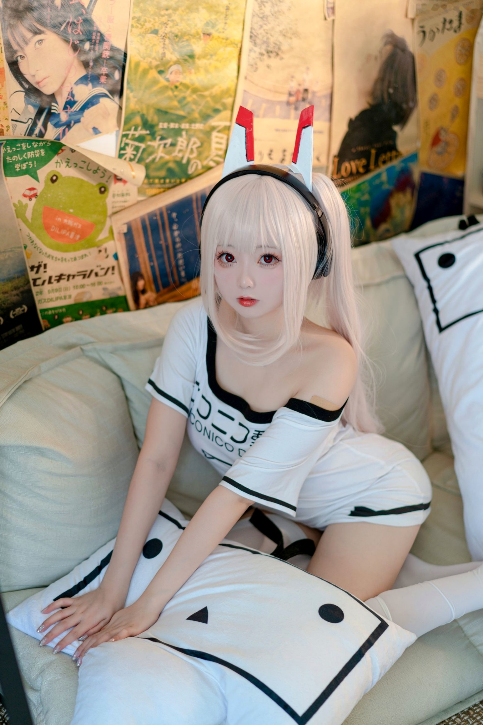Gallery - 蠢沫沫-062-碧蓝航线绫波居家Cosplay纯白制服治愈萝莉写真角色扮演萌系私房照治愈系萝莉 蠢沫沫女神私房照_秀色女神 - image 31