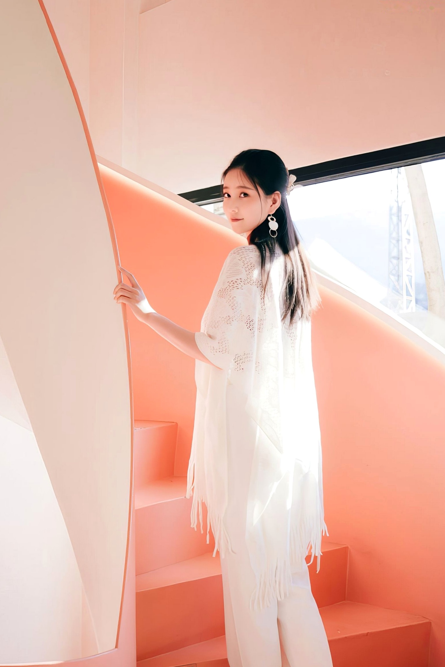 Gallery - 年年-午后惬意时光，户外阳台气质清新私房诱惑大尺度写真气质诱惑大尺度私房照清新 年年女神私房照_秀色女神 - image 8