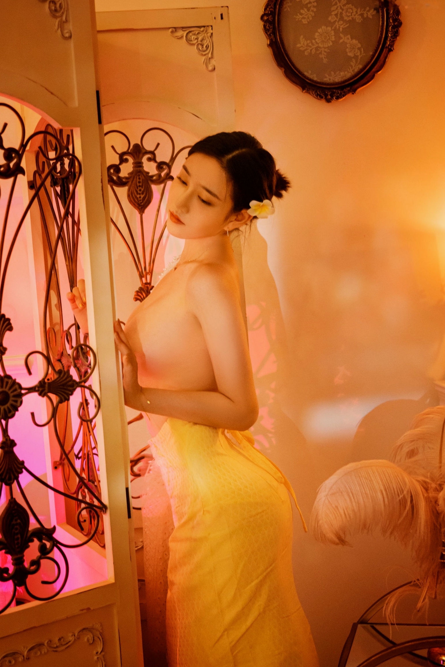 Gallery - 年年-玉兔公主：东南亚风情传统服饰夜景大片，唯美古风意境，优雅清纯女神气质泰国角色扮演清纯 年年女神私房照_秀色女神 - image 32