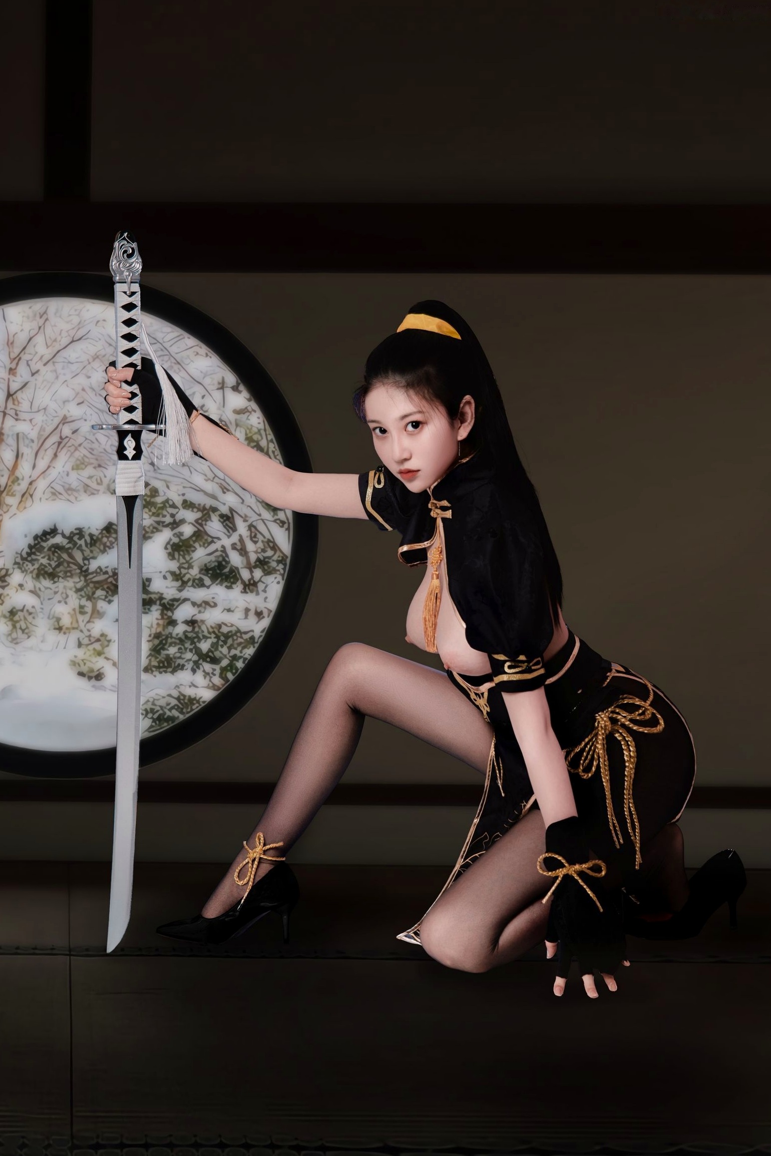 Gallery - 年年Nnian-宁红叶角色扮演，古风刺客风，性感私房大尺度写真，冷艳决绝之美角色扮演性感诱惑大尺度冷艳 年年女神私房照_秀色女神 - image 18