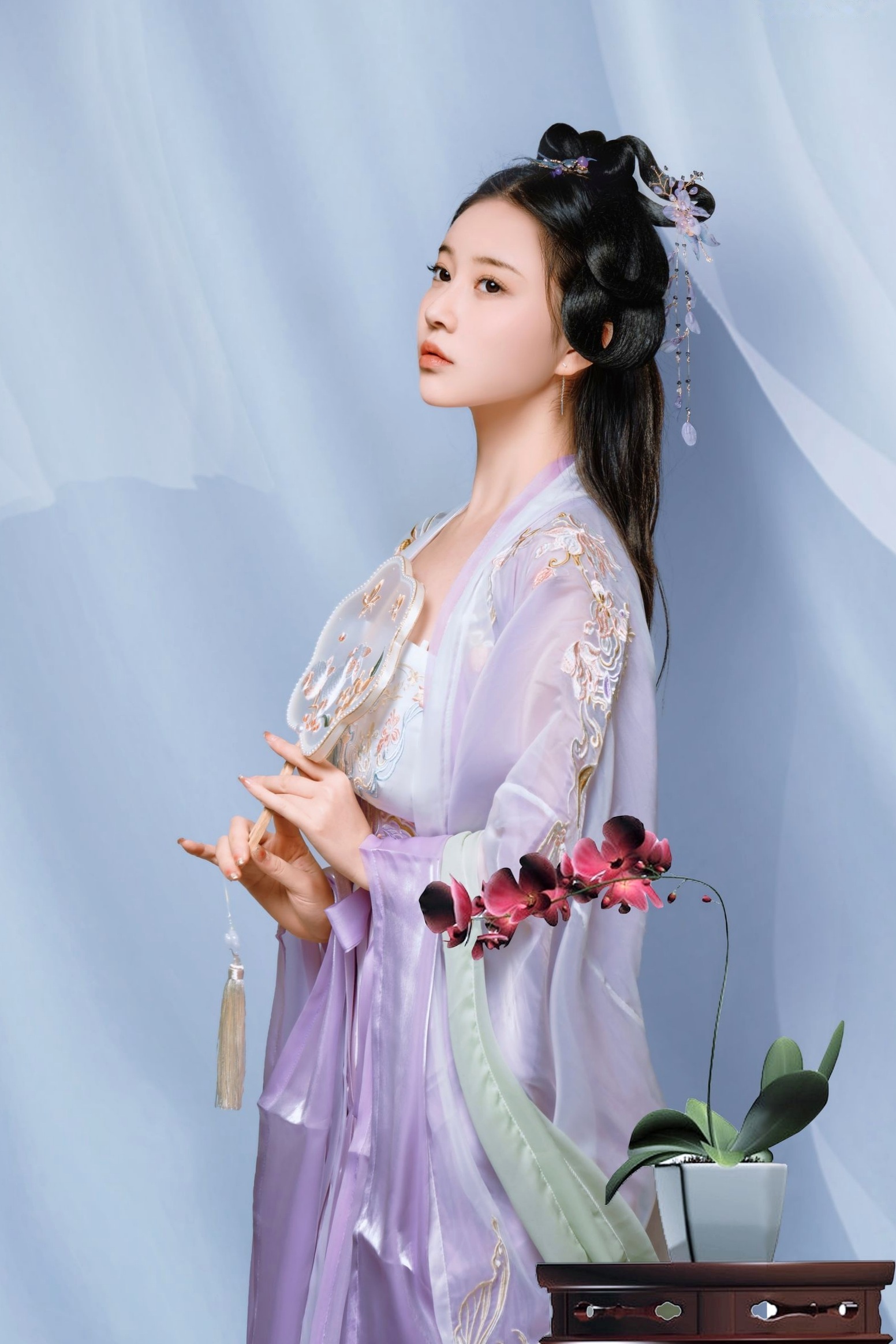 Gallery - 年年Nnian-春日之時：古风汉服温婉美人，唯美艺术私房视觉盛宴性感私房照女神气质大尺度 年年女神私房照_秀色女神 - image 28