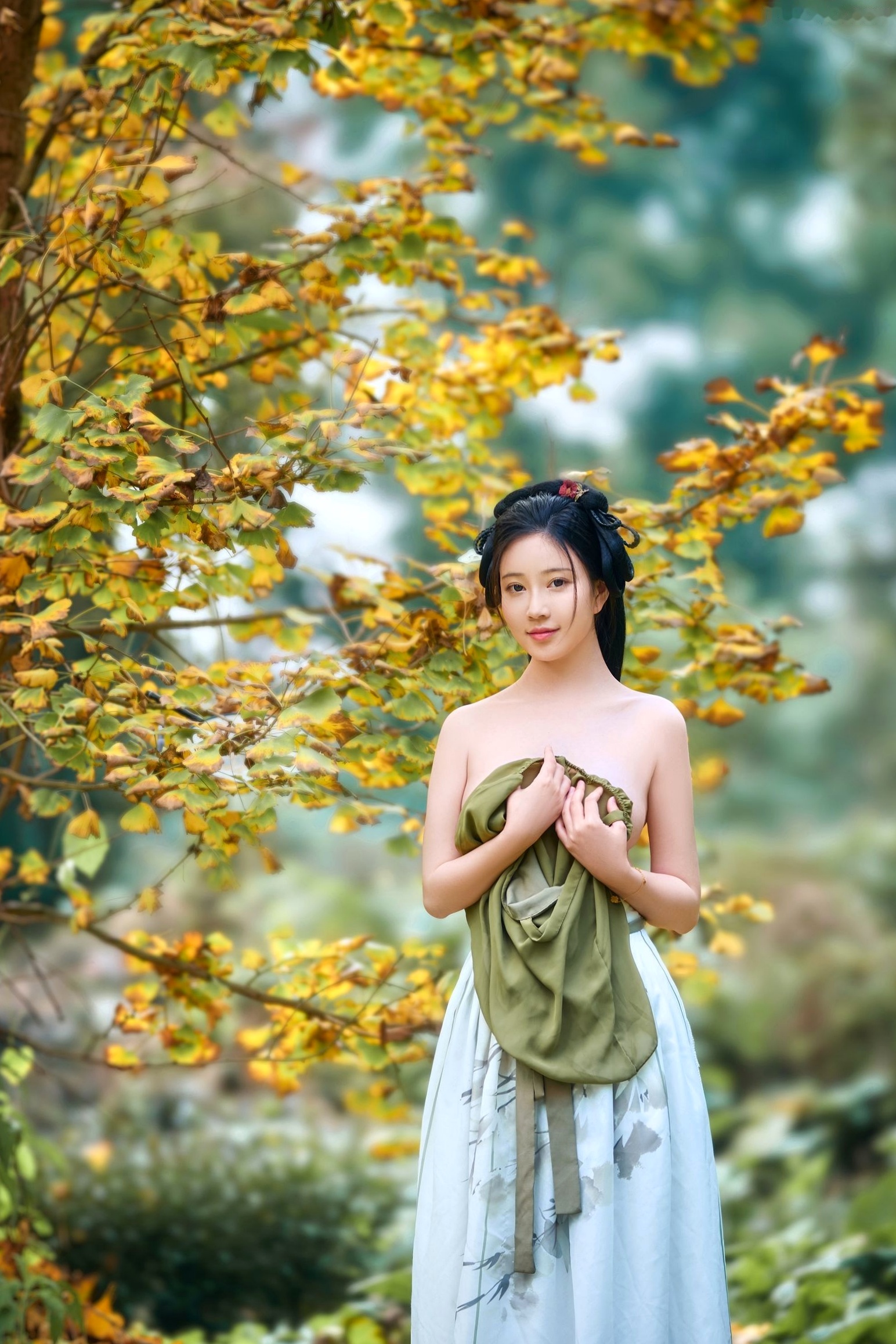 Gallery - 年年Nnian-秋兮：古风汉服户外私房，绝美少女秋日林间大尺度唯美写真户外私房照大尺度清纯气质 年年女神私房照_秀色女神 - image 10