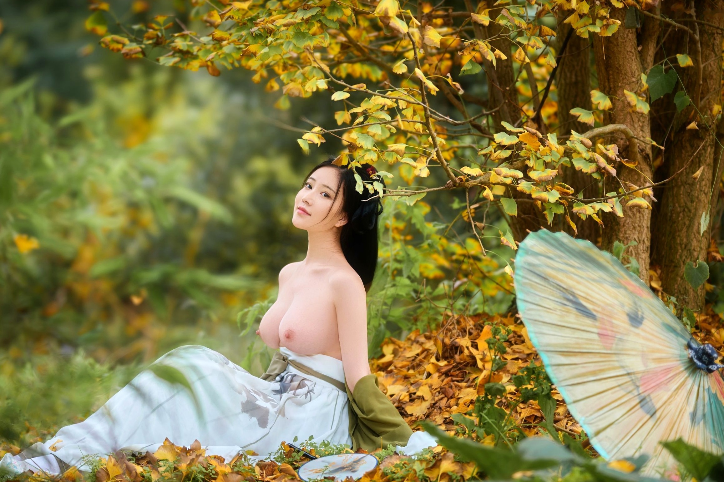 Gallery - 年年Nnian-秋兮：古风汉服户外私房，绝美少女秋日林间大尺度唯美写真户外私房照大尺度清纯气质 年年女神私房照_秀色女神 - image 27