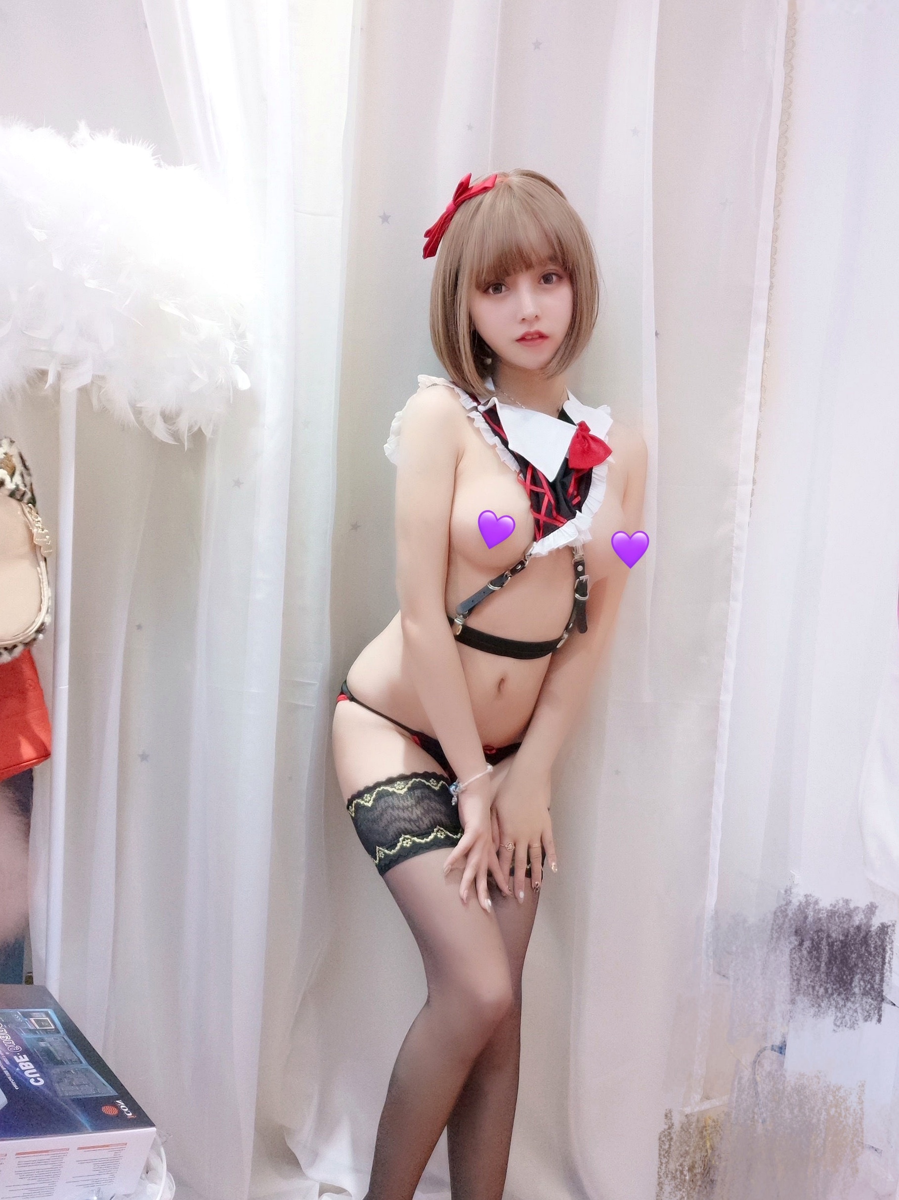 Gallery - 过期米线线喵-024-马戏团系列，短发萌妹角色扮演，黑丝皮革束缚装，极致诱惑私房大尺度美图性感角色扮演黑丝诱惑私房照 过期米线线喵女神私房照_秀色女神 - image 13