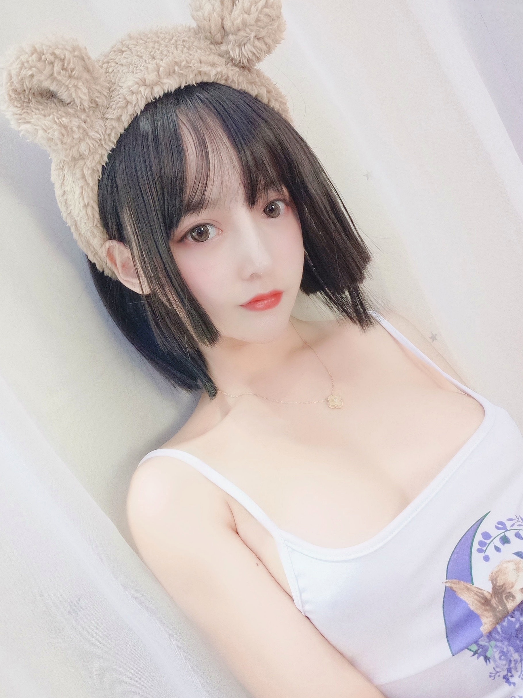Gallery - 过期米线线喵超火私房大尺度写真，性感内衣与黑丝诱惑视觉盛宴性感大尺度私房照诱惑黑丝 过期米线线喵女神私房照_秀色女神 - image 65
