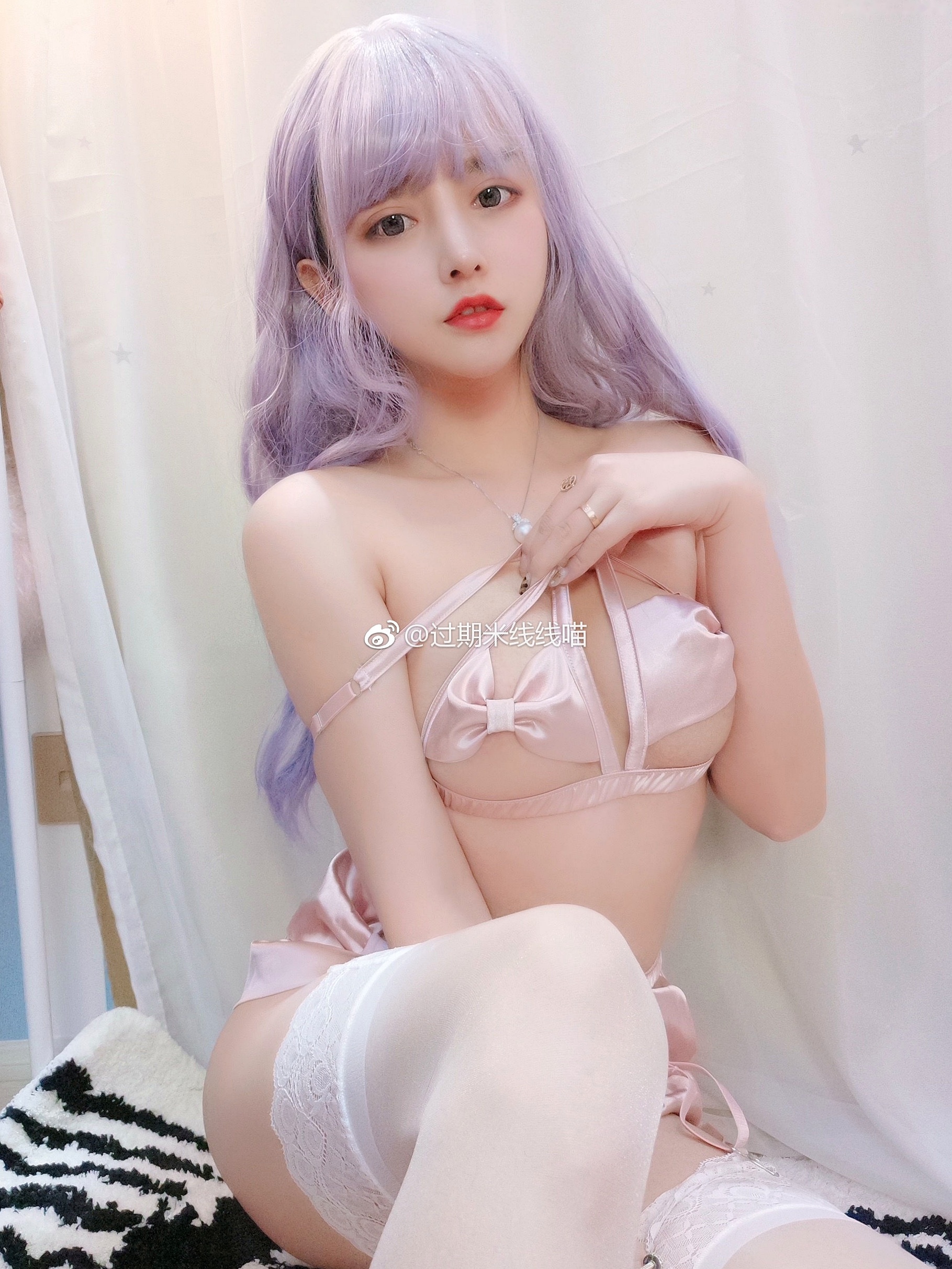 Gallery - 过期米线线喵超火私房大尺度写真，性感内衣与黑丝诱惑视觉盛宴性感大尺度私房照诱惑黑丝 过期米线线喵女神私房照_秀色女神 - image 165